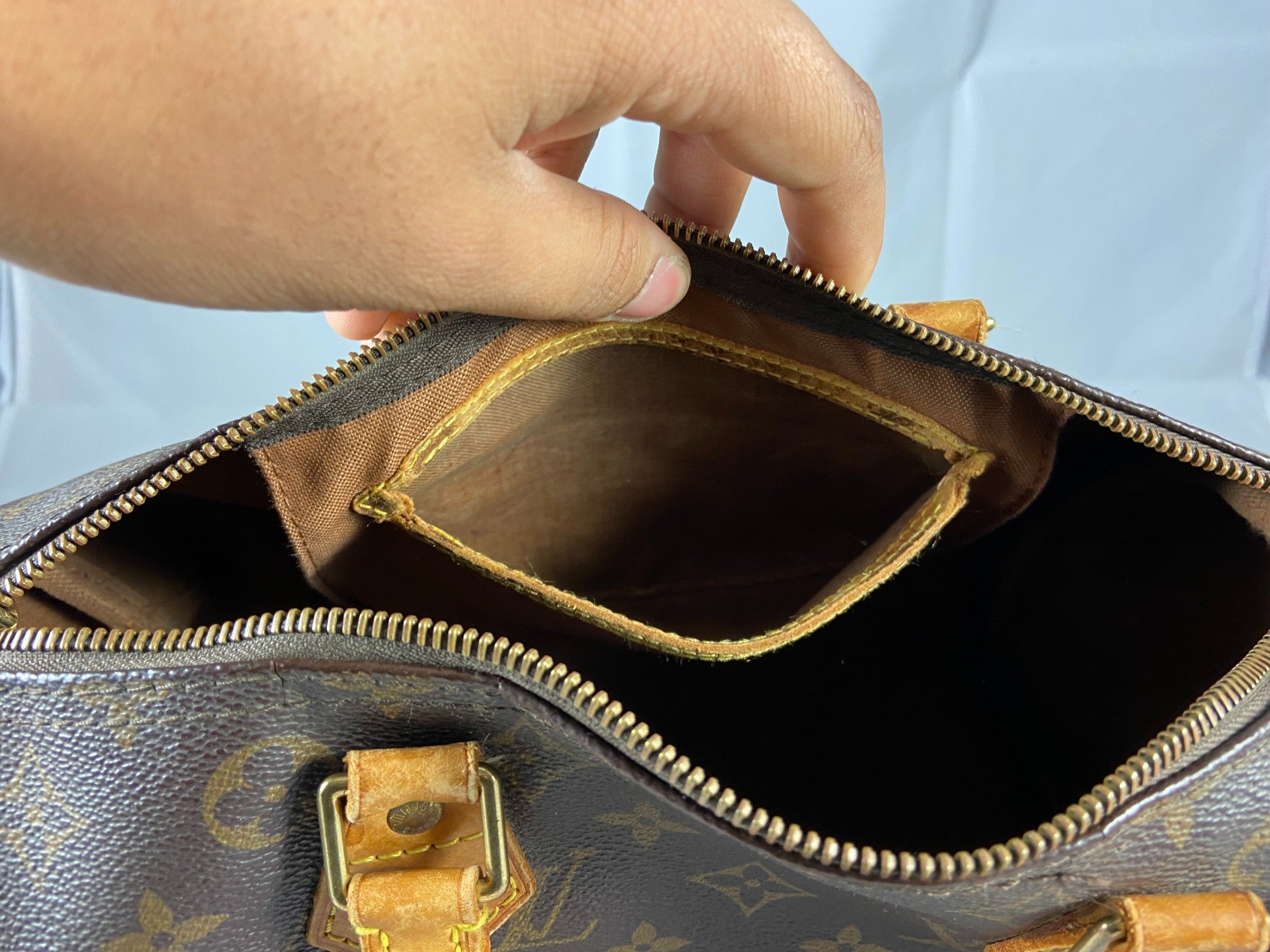 Louis Vuitton Speedy 30 Monogram Canvas