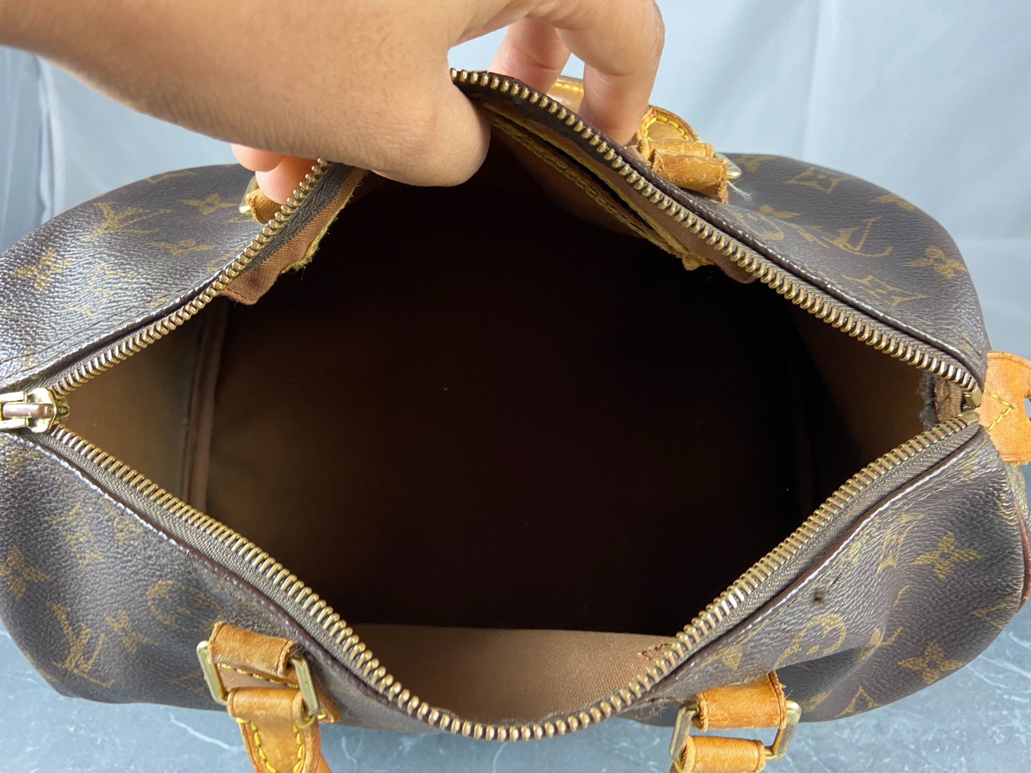 Louis Vuitton Speedy 30 Monogram Canvas