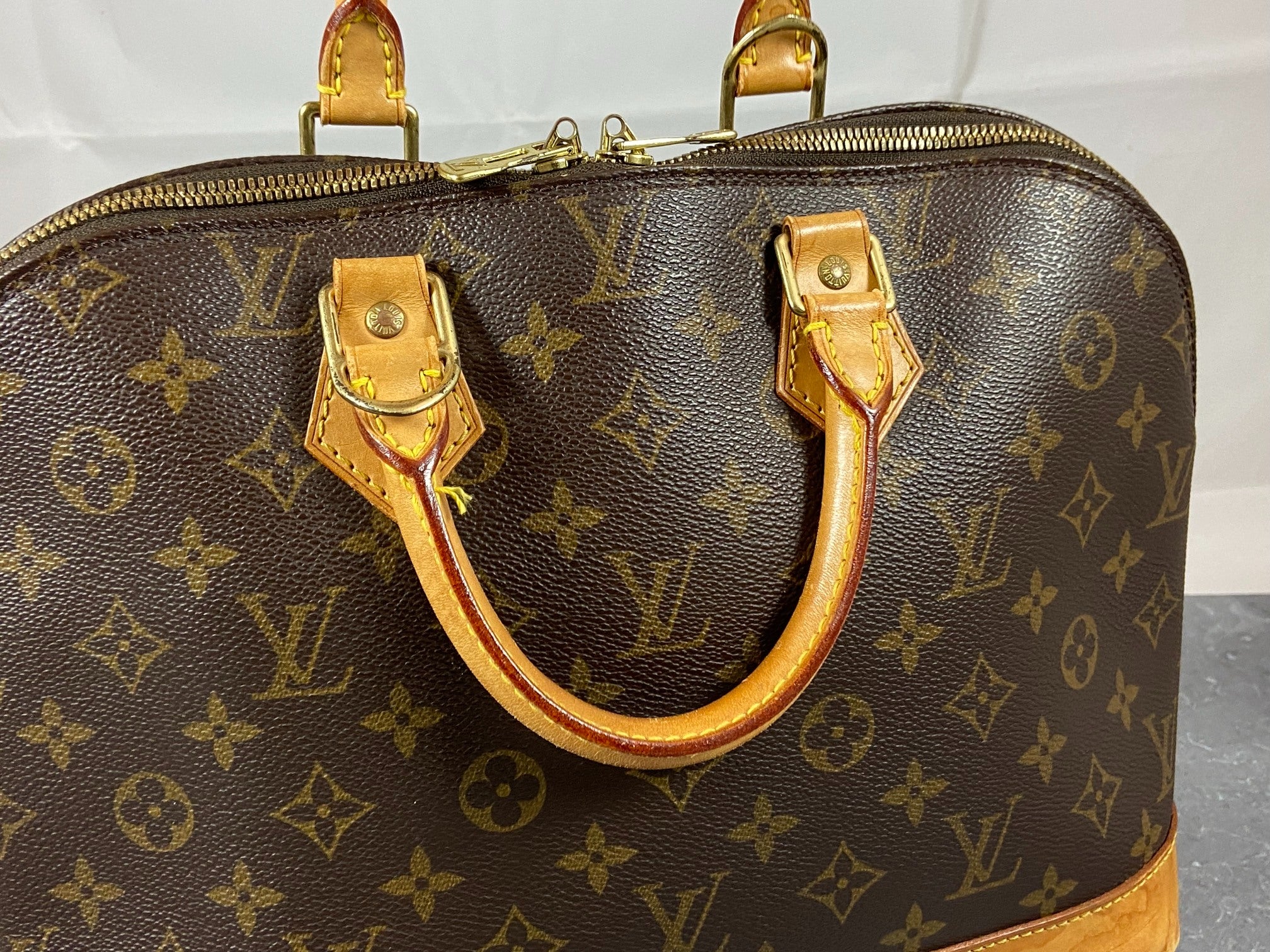 Louis Vuitton Alma PM Monogram Canvas
