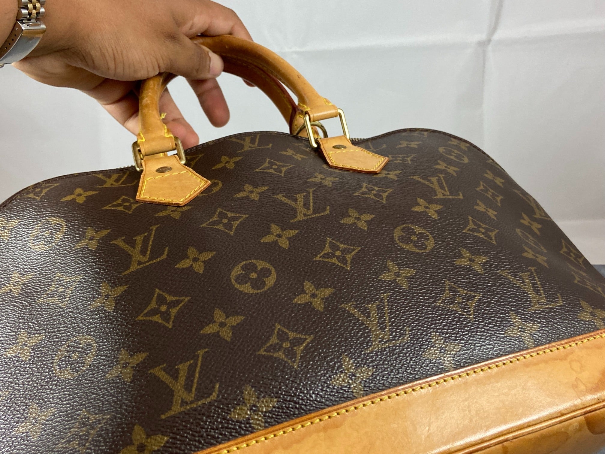 Louis Vuitton Alma PM Monogram Canvas