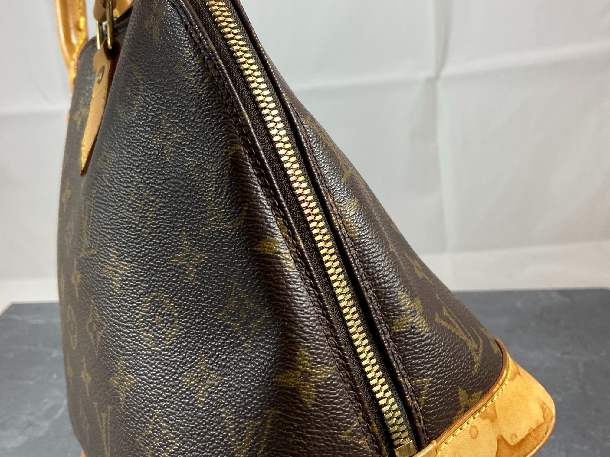 Louis Vuitton Alma PM Monogram Canvas