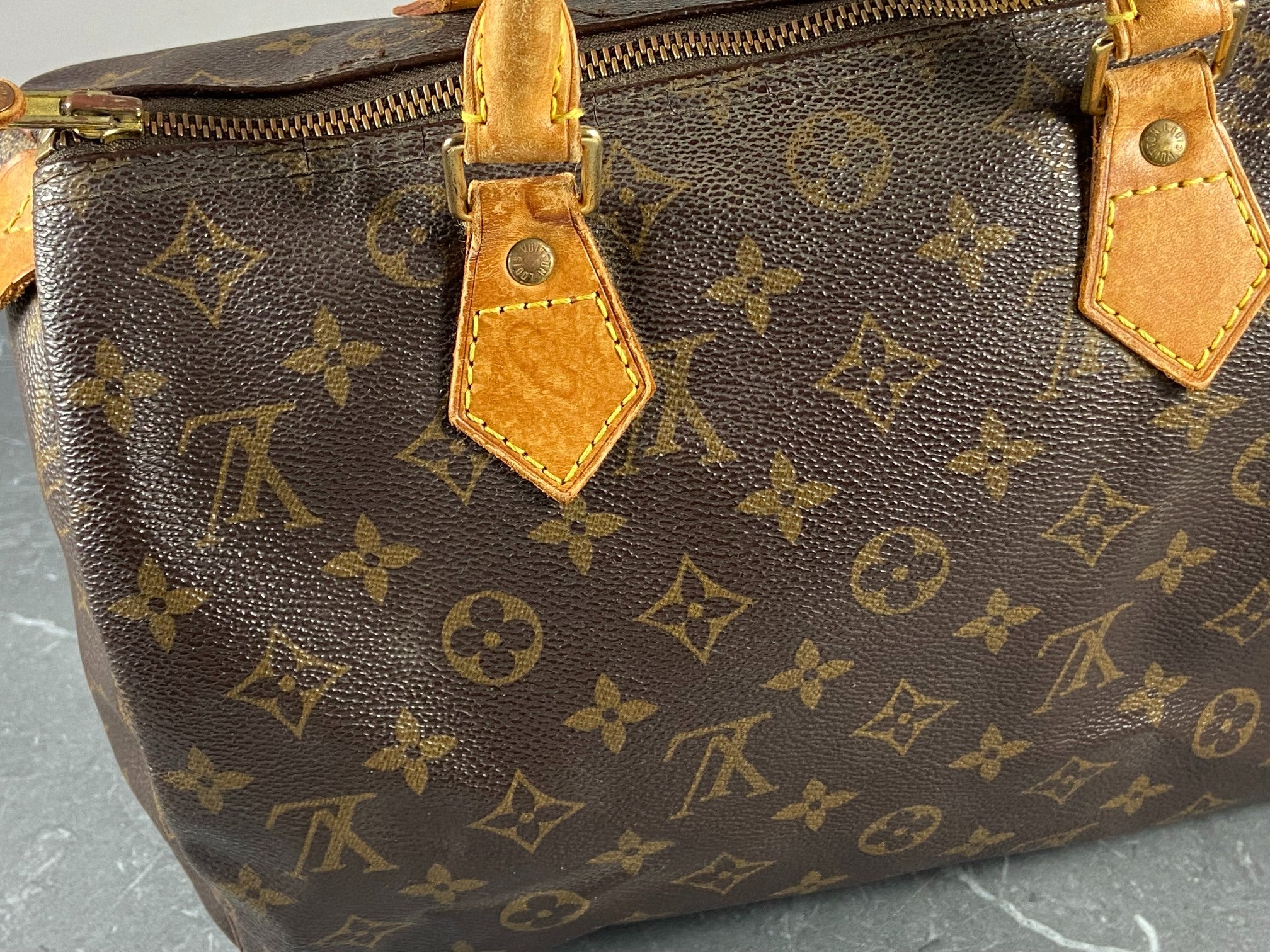 Louis Vuitton Speedy 30 Monogram Canvas