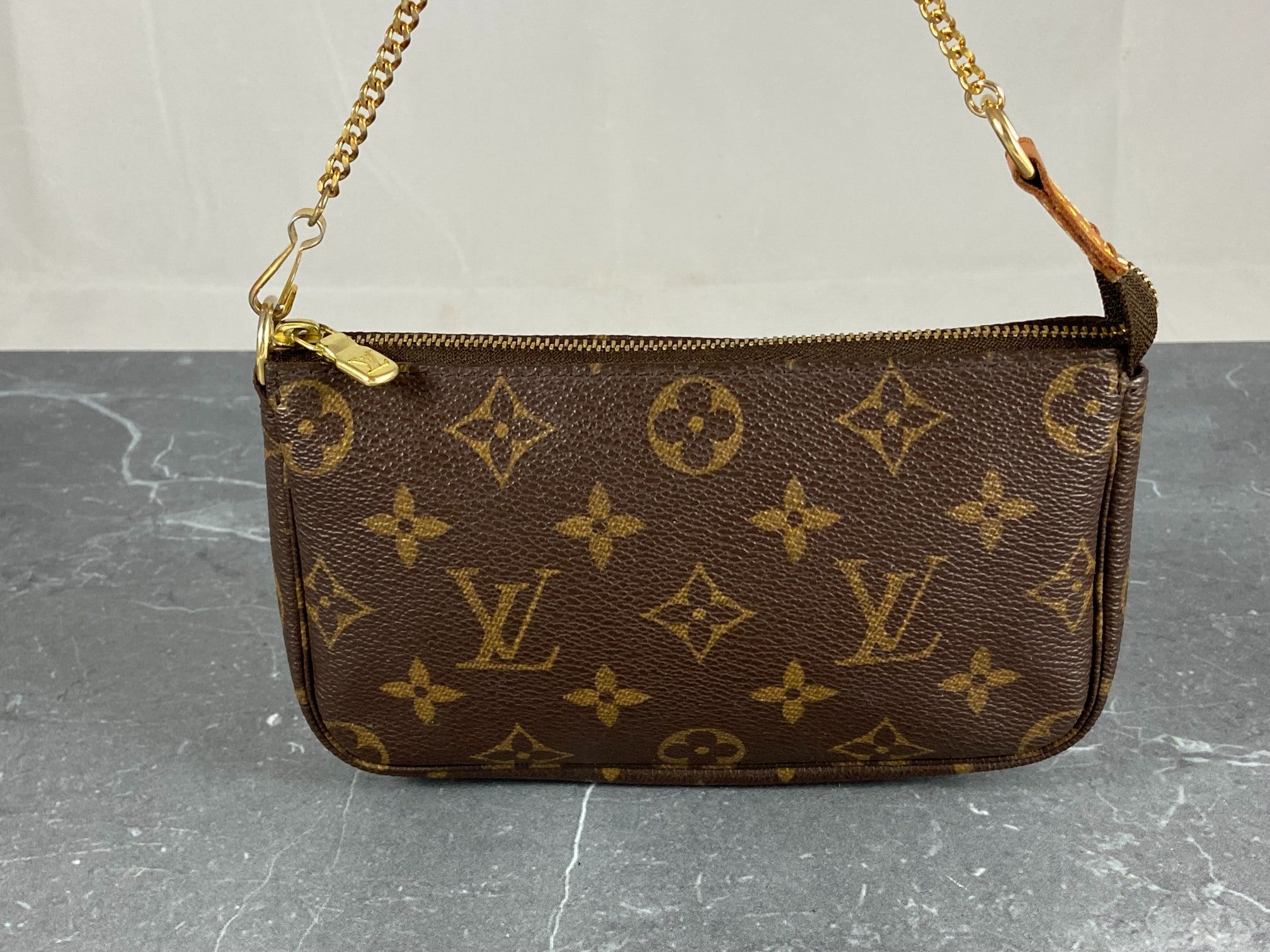 Louis Vuitton Pochette Accessoires Monogram Canvas