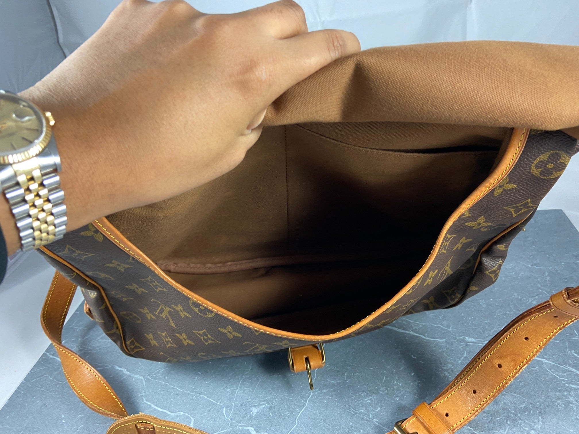 Louis Vuitton Saumur 35 Monogram Canvas