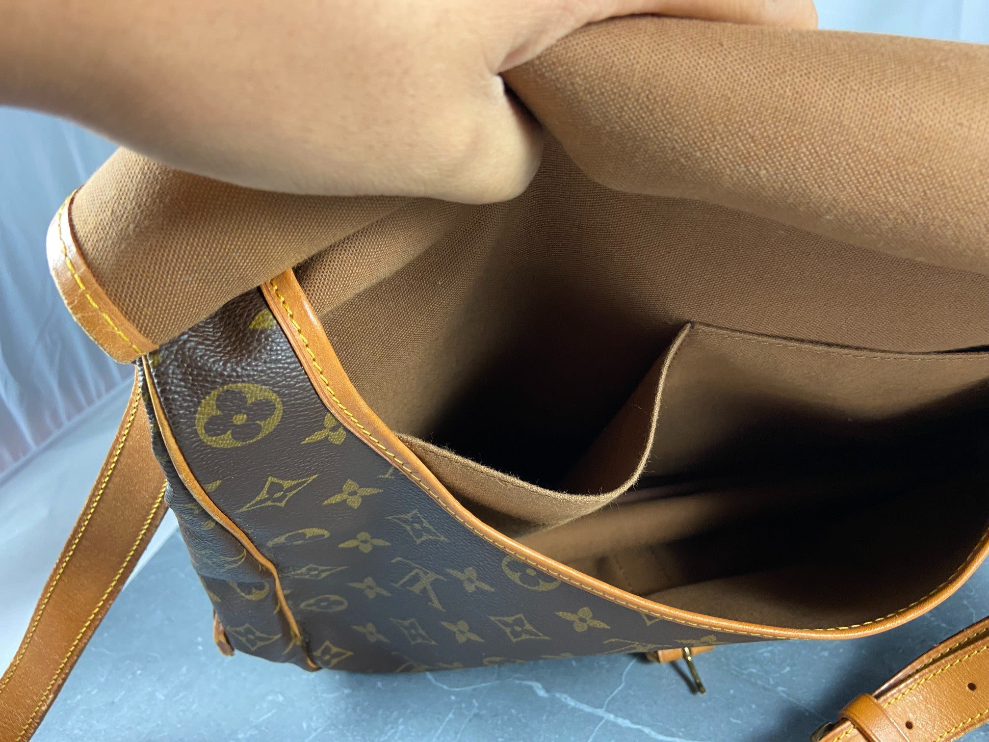 Louis Vuitton Saumur 35 Monogram Canvas