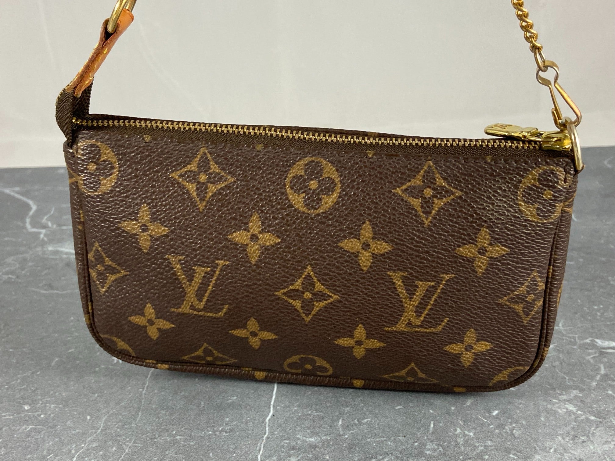 Louis Vuitton Pochette Accessoires Monogram Canvas