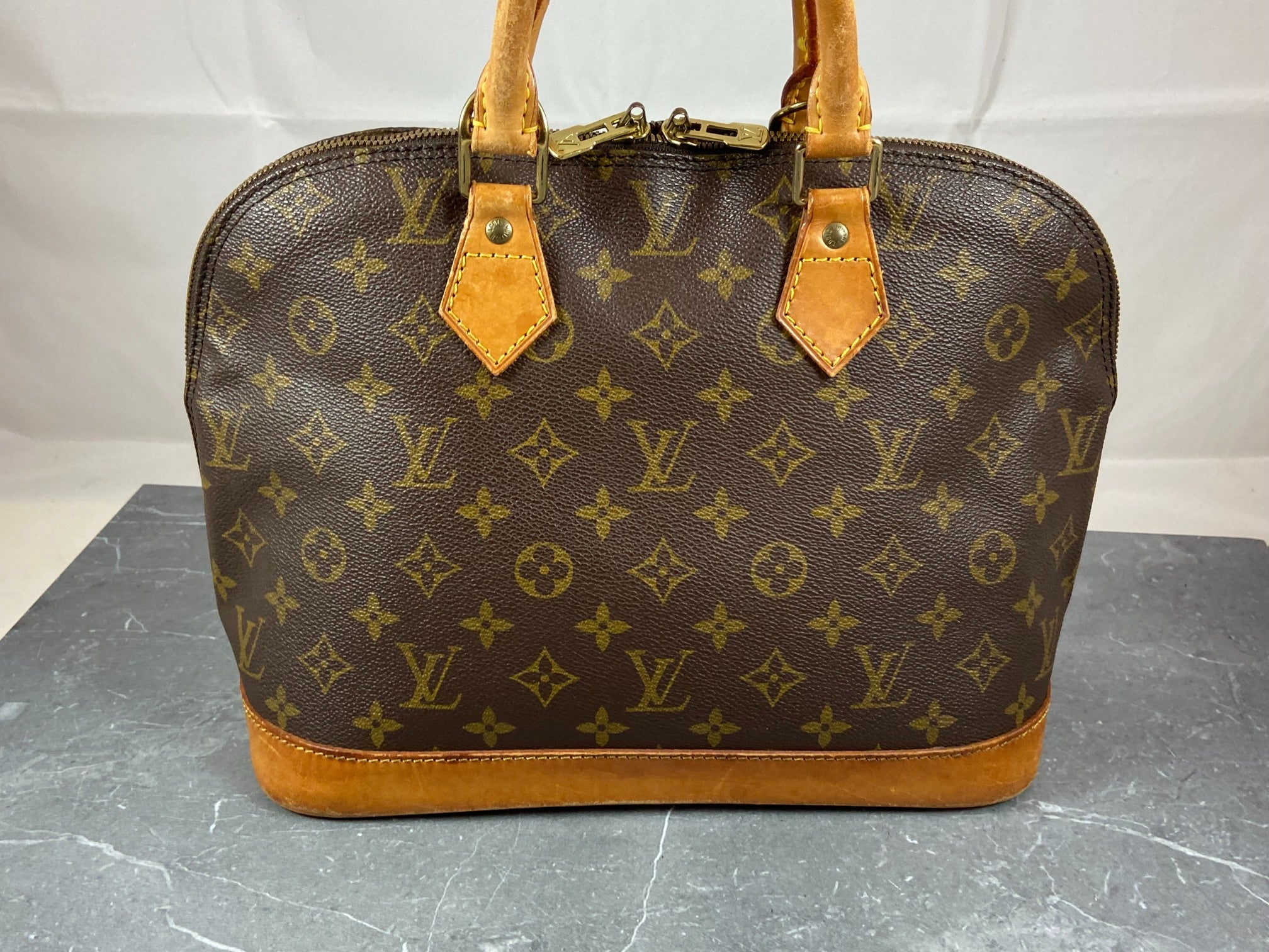 Louis Vuitton Alma PM Monogram Canvas