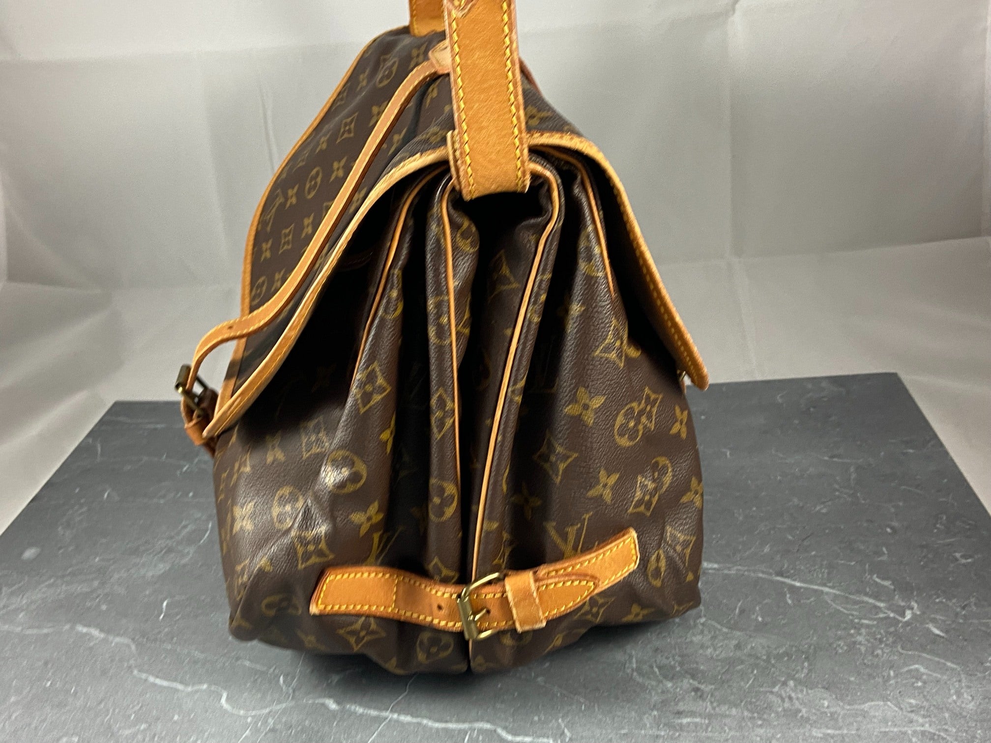Louis Vuitton Saumur 35 Monogram Canvas