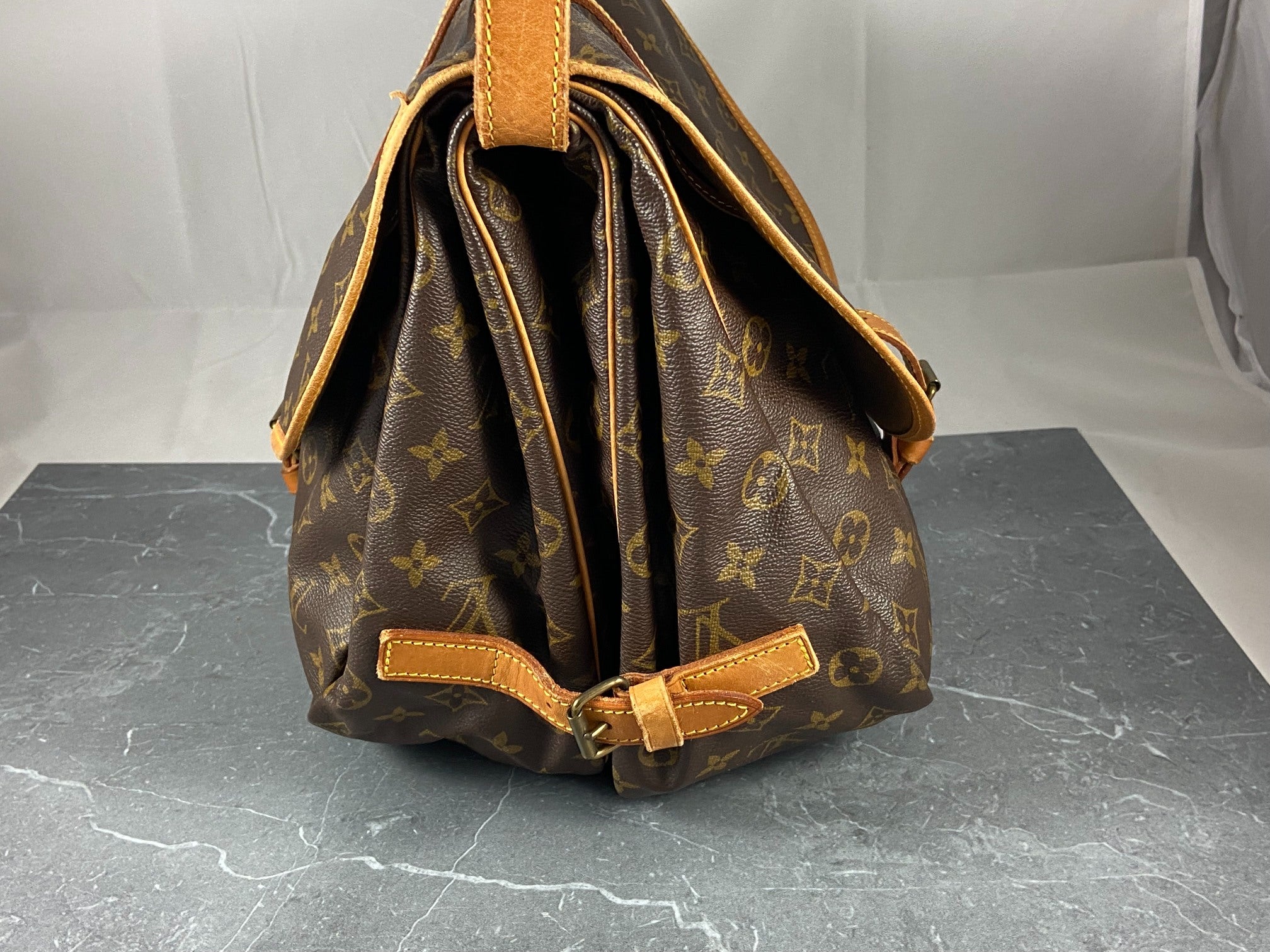 Louis Vuitton Saumur 35 Monogram Canvas