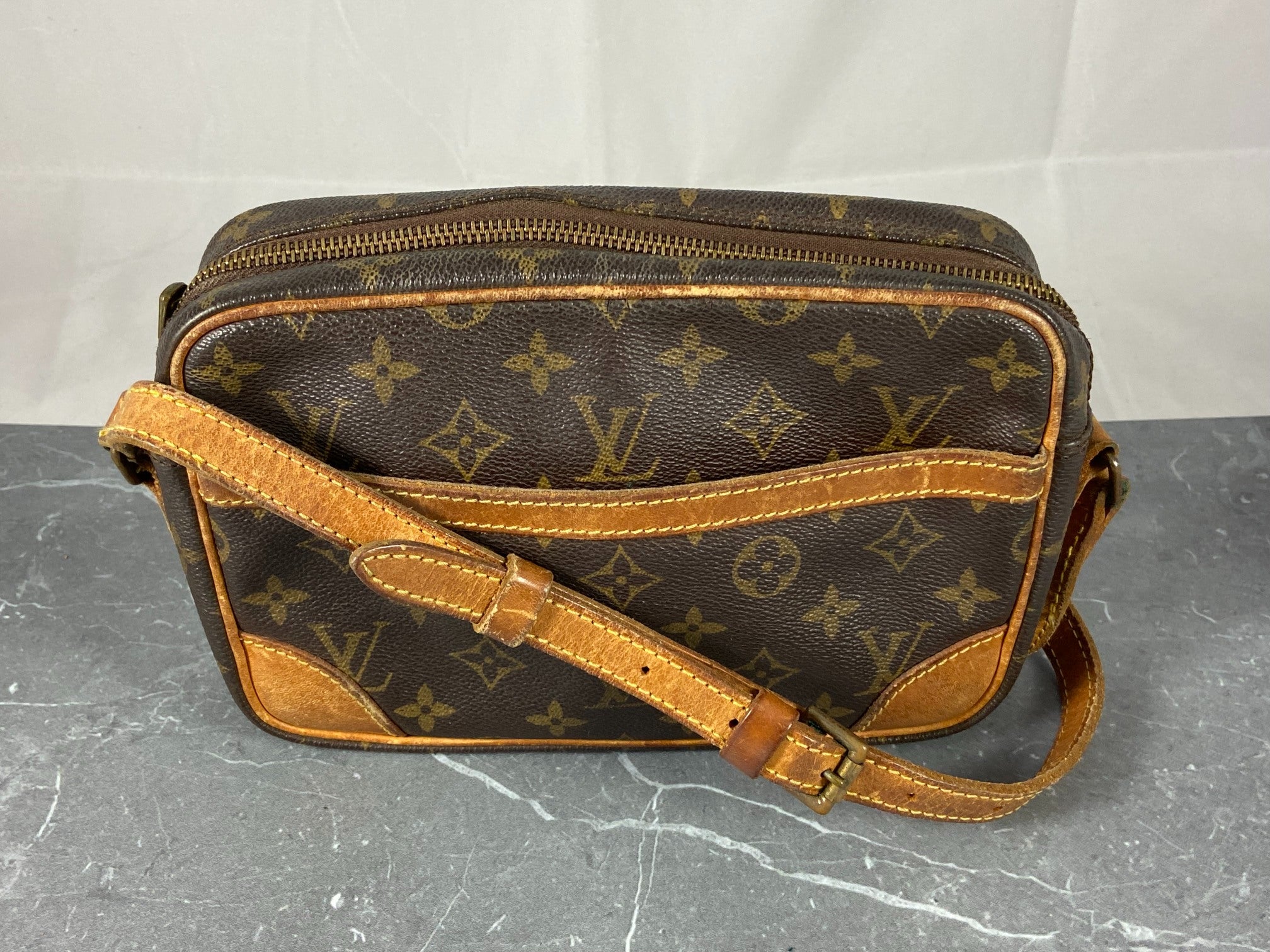 Louis Vuitton Trocadero 23 Shoulder Bag Monogram Canvas