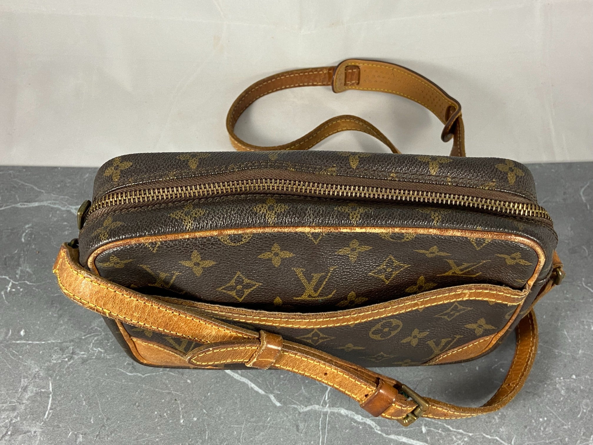 Louis Vuitton Trocadero 23 Shoulder Bag Monogram Canvas