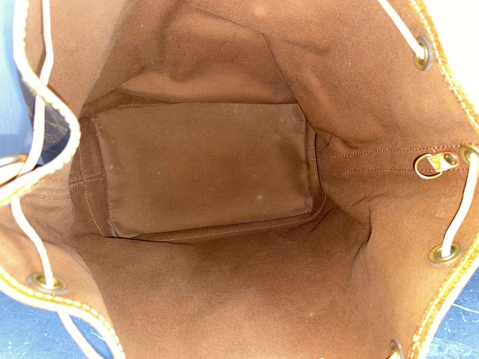 Louis Vuitton Sac Noé Grand Monogram Canvas