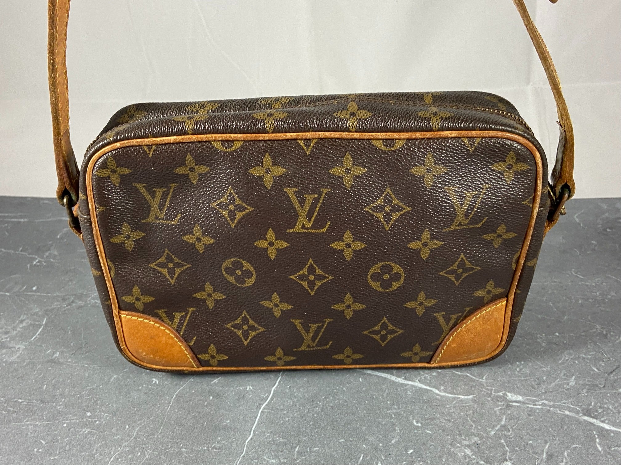Louis Vuitton Trocadero 23 Shoulder Bag Monogram Canvas