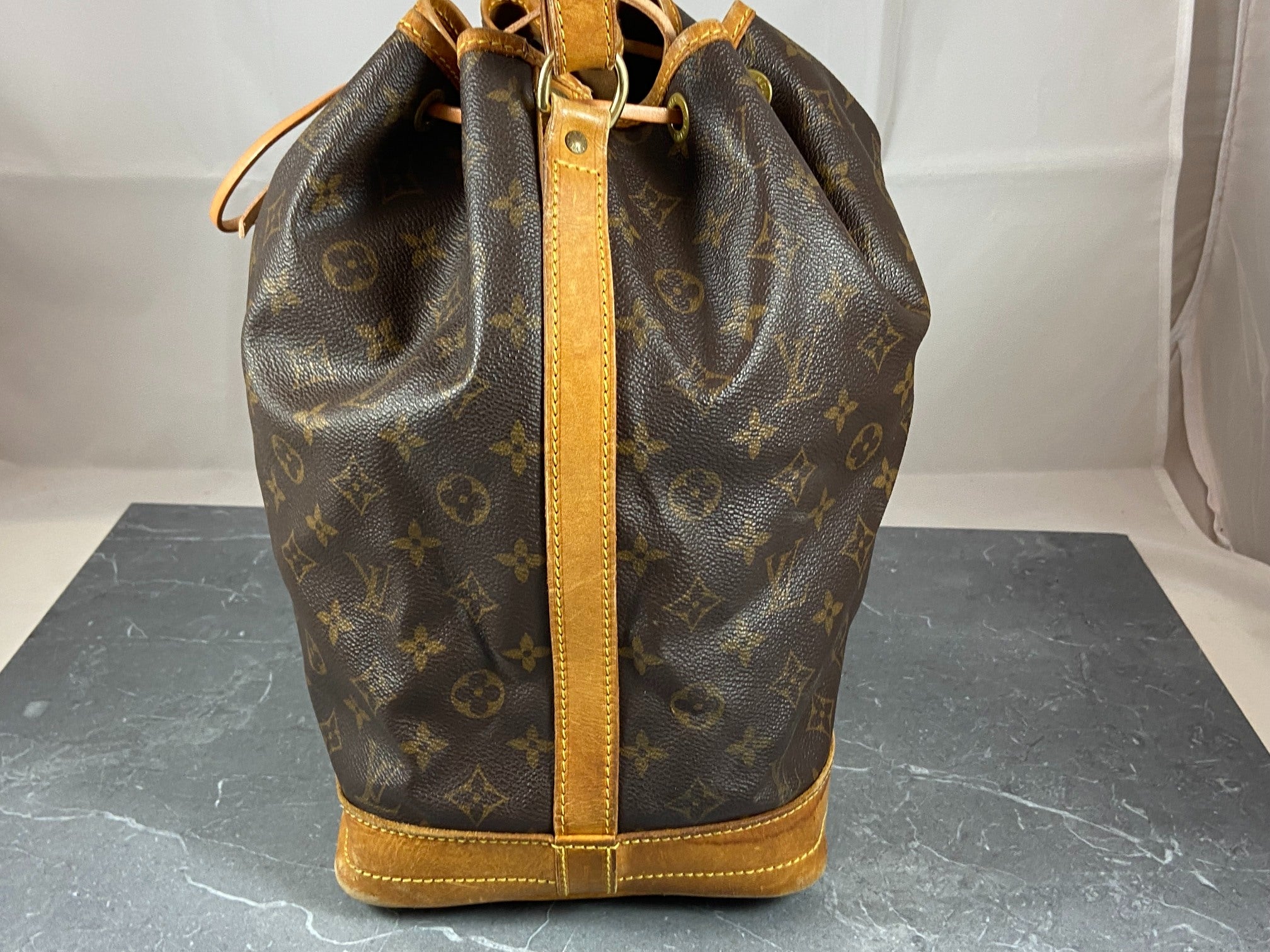 Louis Vuitton Sac Noé Grand Monogram Canvas