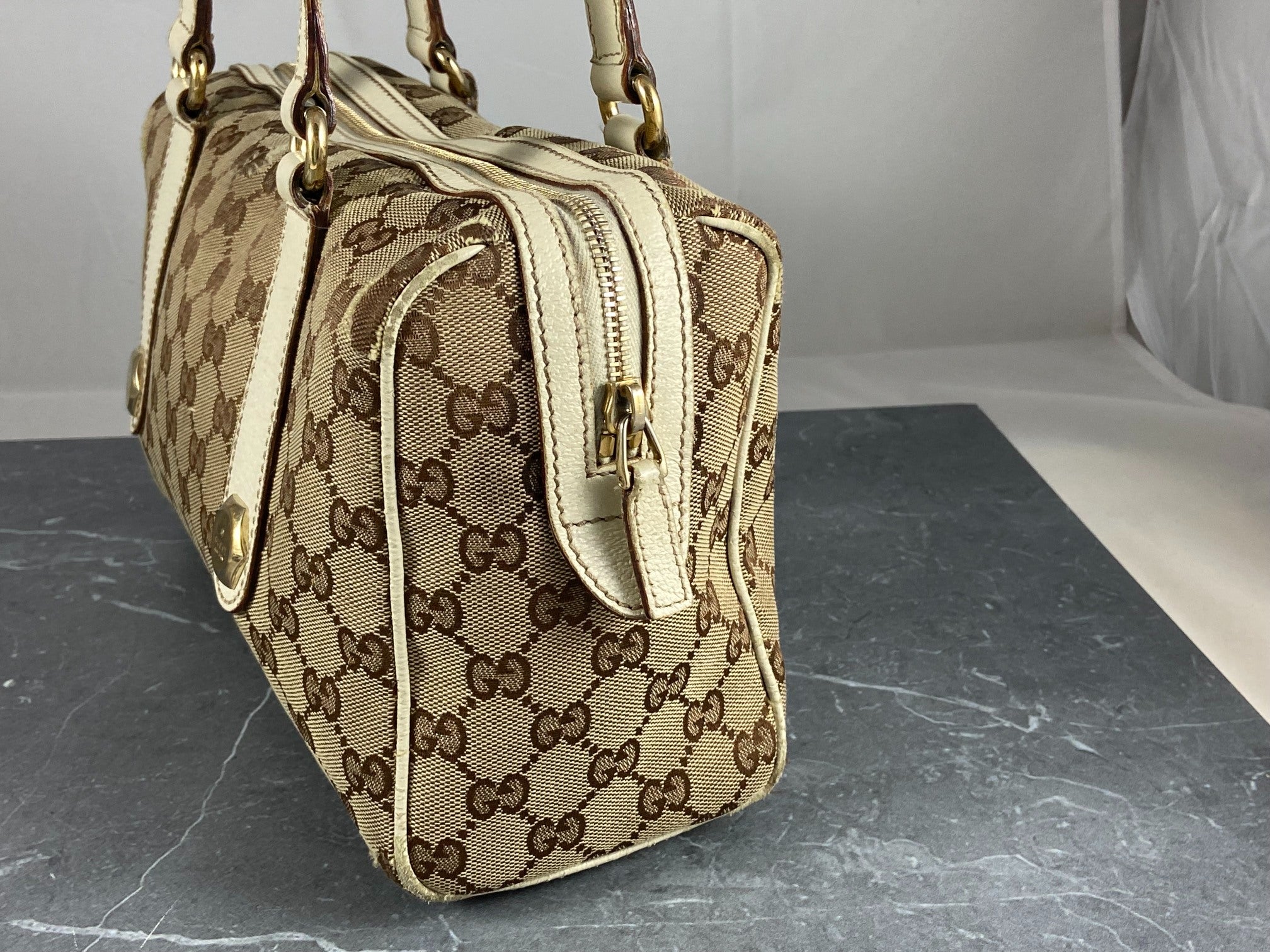Gucci Charmy Handbag Beige GG Monogram