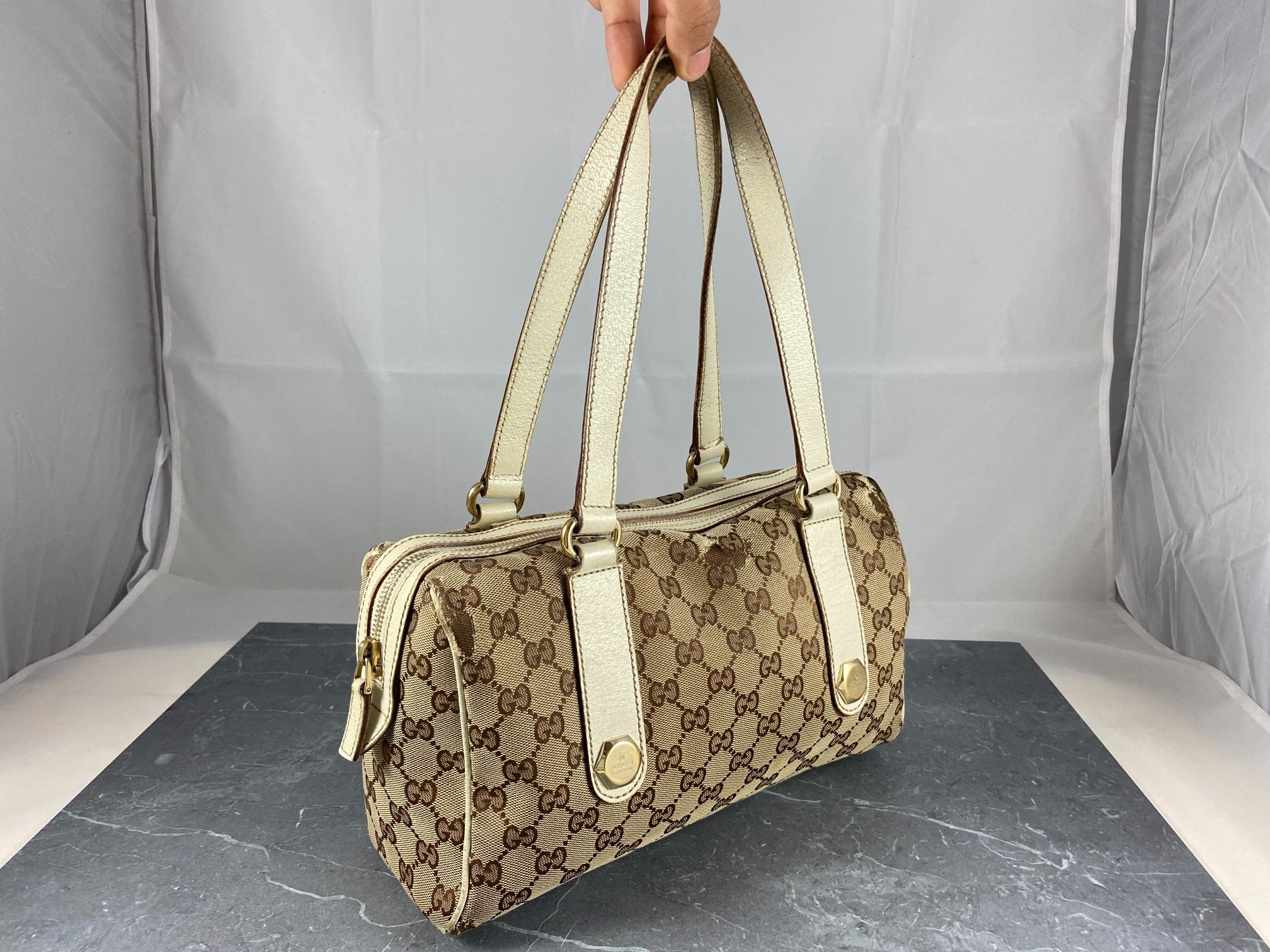 Gucci Charmy Handbag Beige GG Monogram