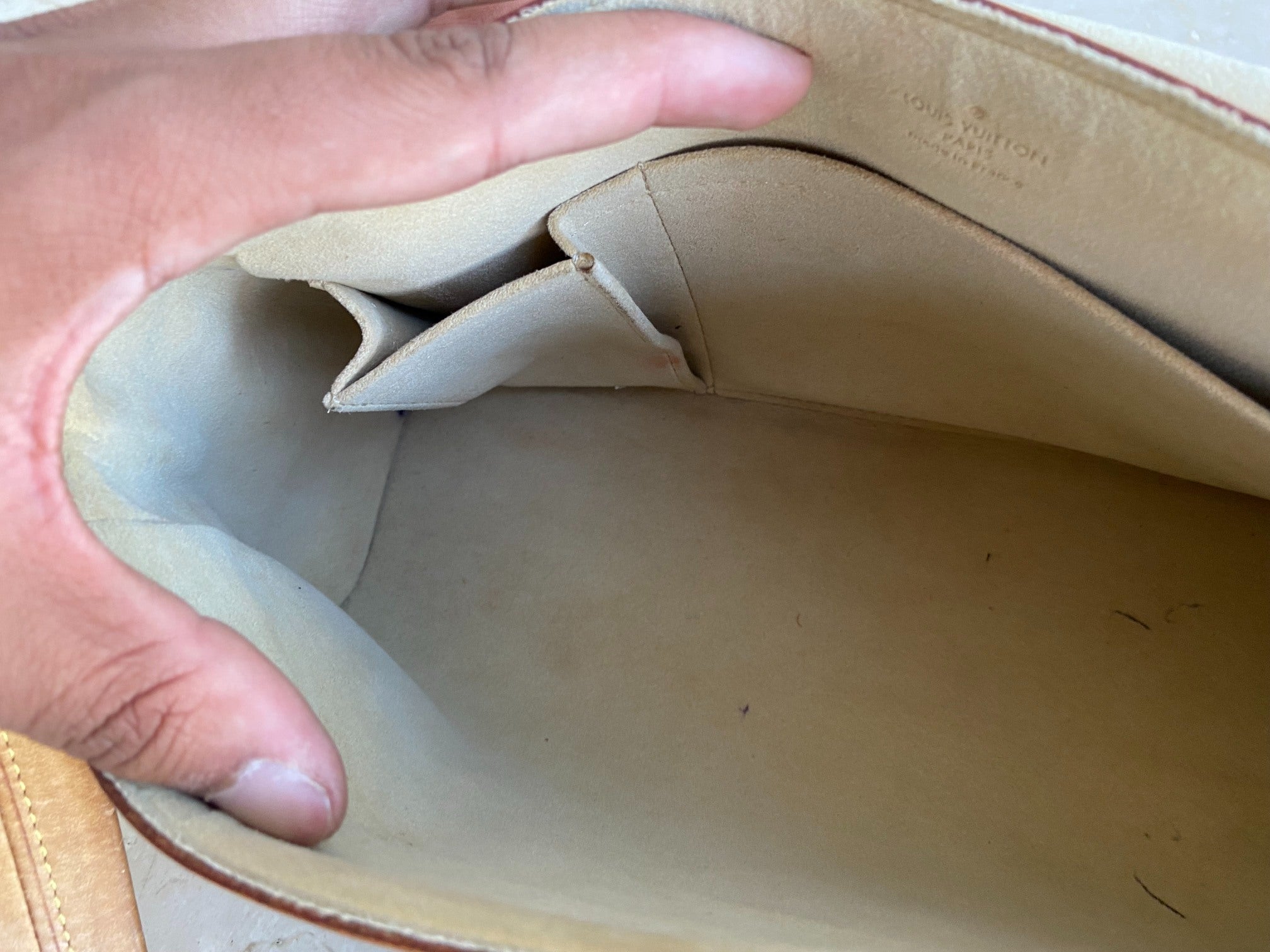 Louis Vuitton Beverly MM Hand / Hobo Bag Monogram Canvas