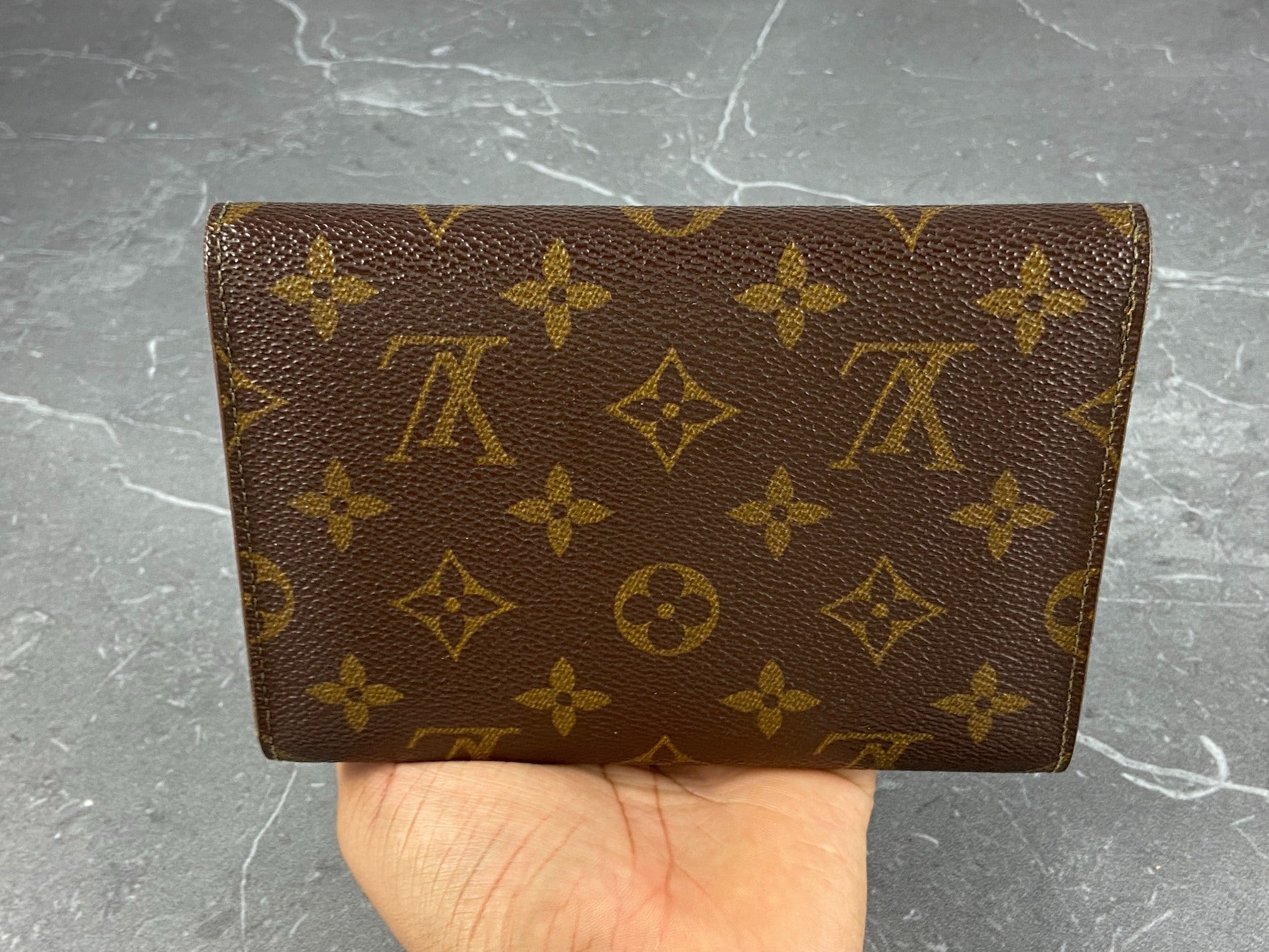 Louis Vuitton Porte Tresor Etui Wallet Monogram Canvas