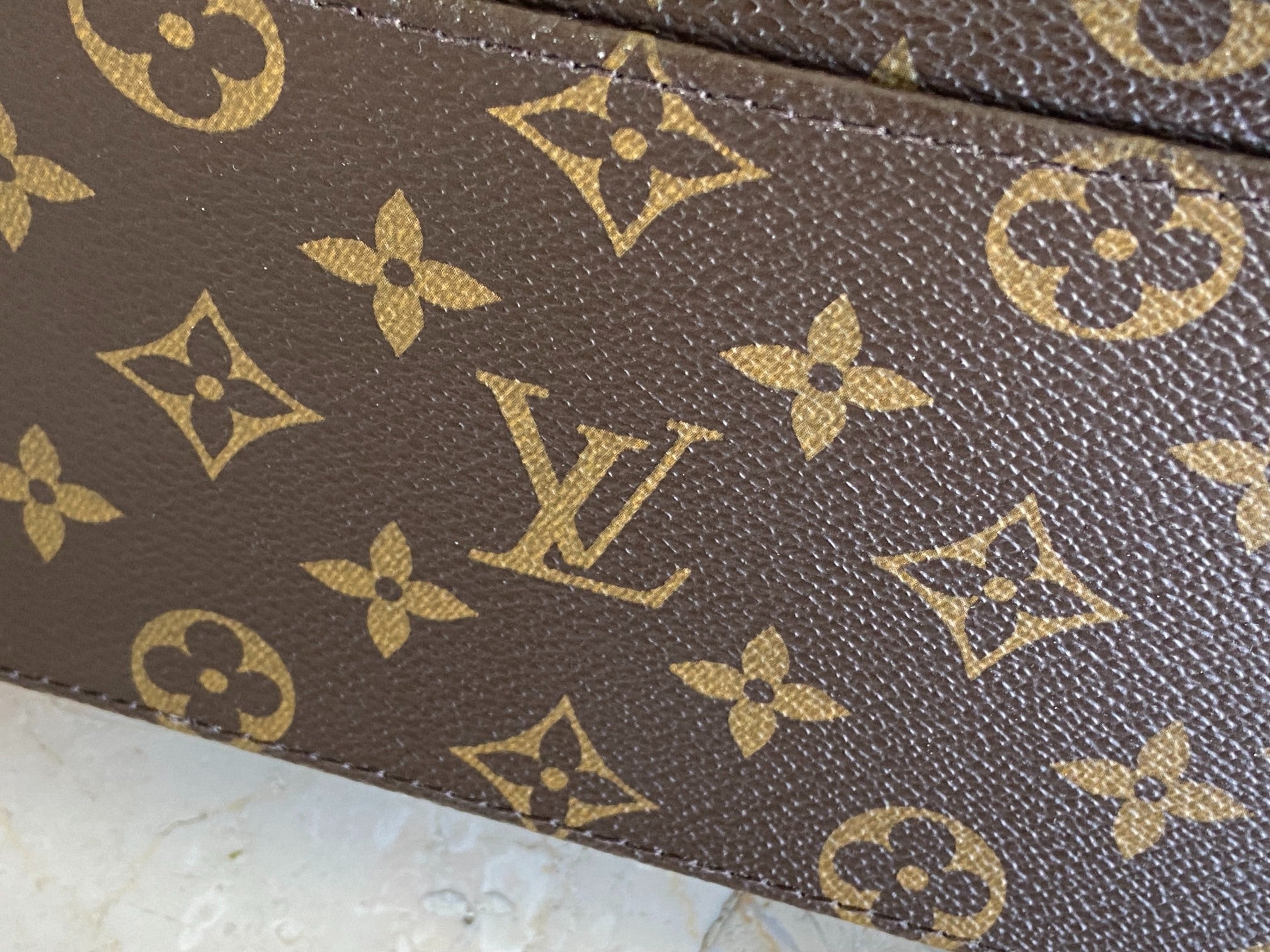 Louis Vuitton Beverly MM Hand / Hobo Bag Monogram Canvas