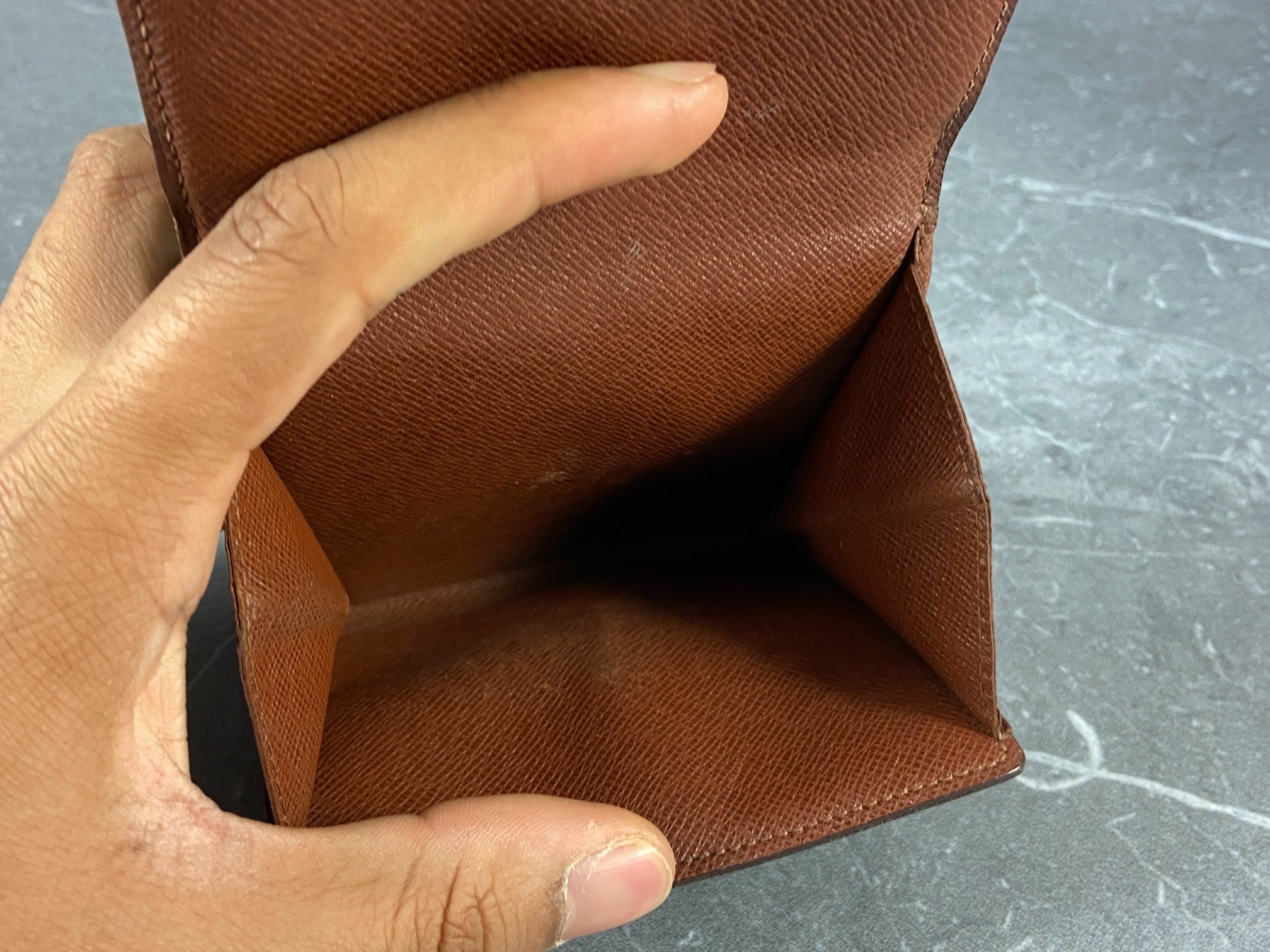 Louis Vuitton Elise Wallet Monogram Canvas incl. Box