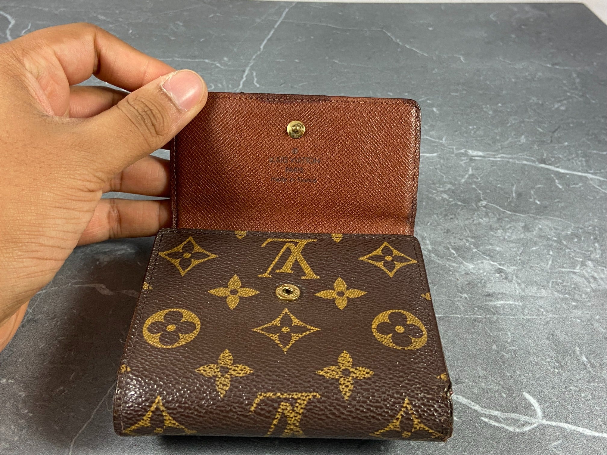 Louis Vuitton Elise Wallet Monogram Canvas incl. Box