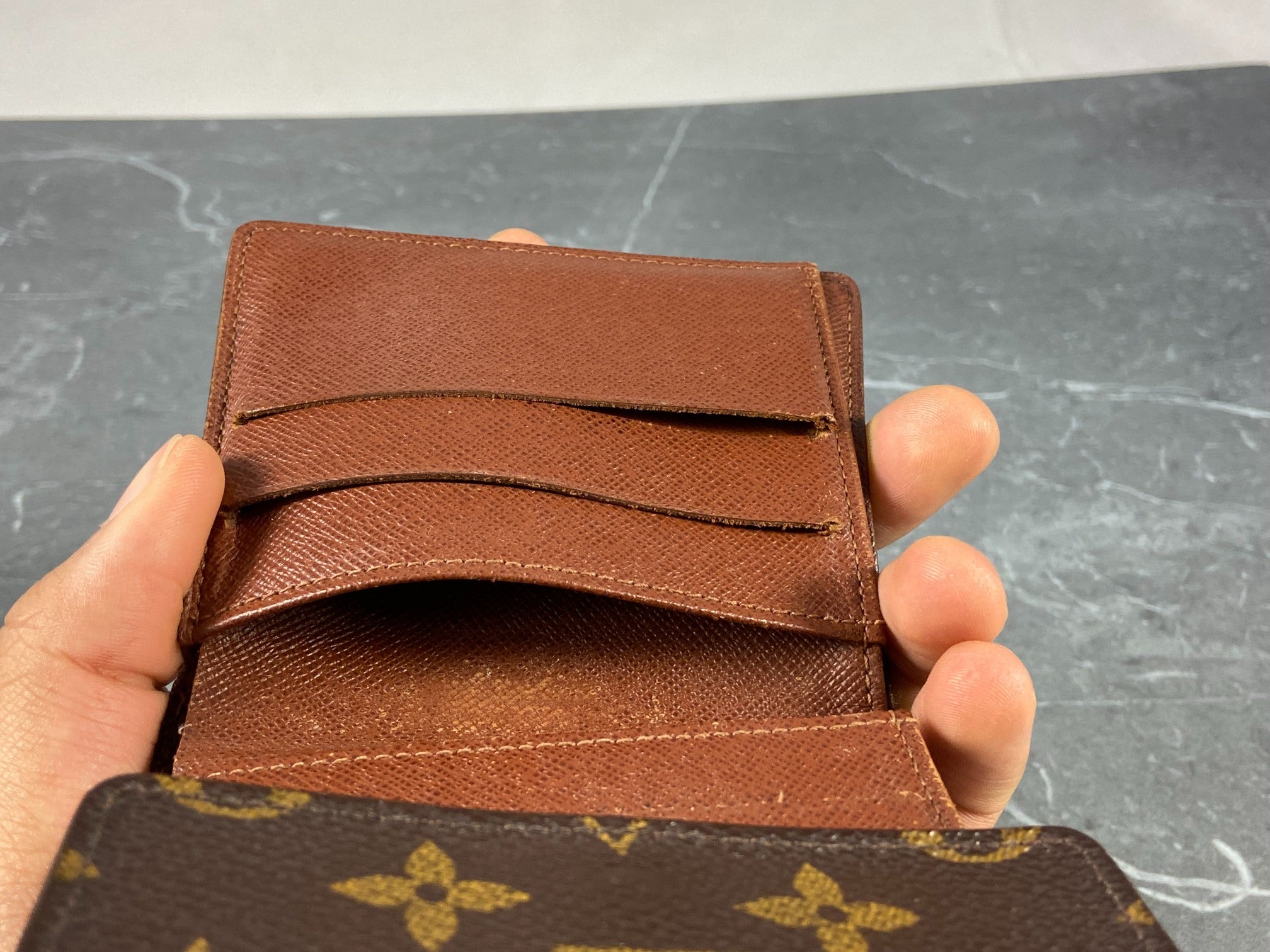 Louis Vuitton Elise Wallet Monogram Canvas incl. Box