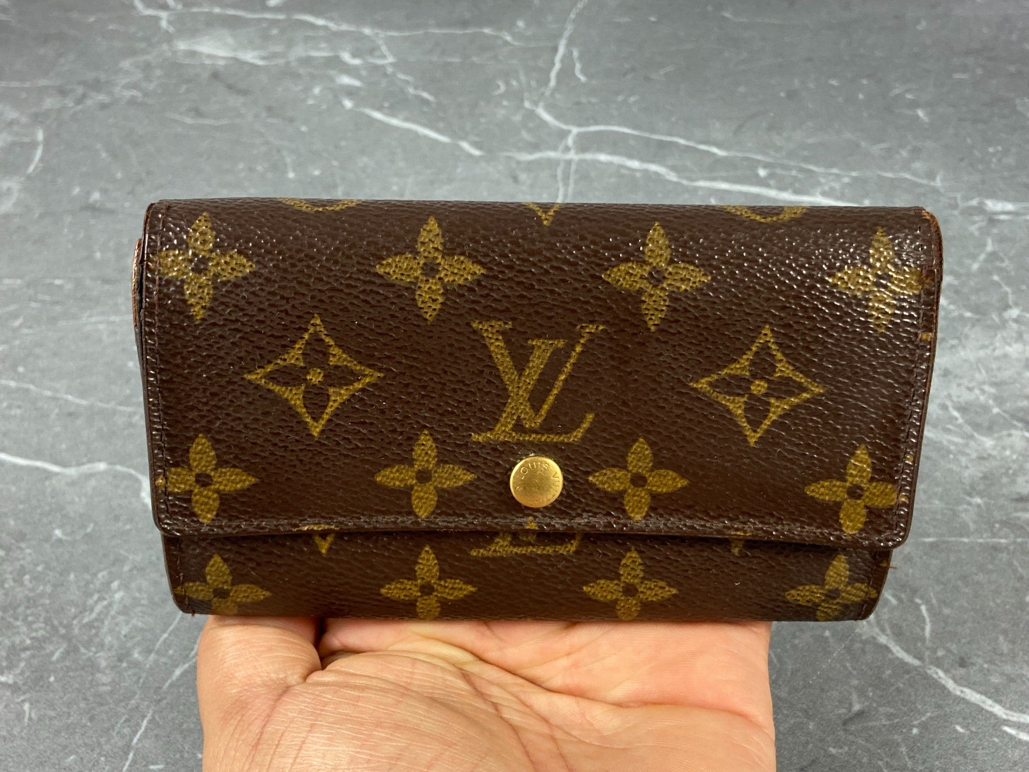 Louis Vuitton Petit Tresor Wallet Monogram Canvas