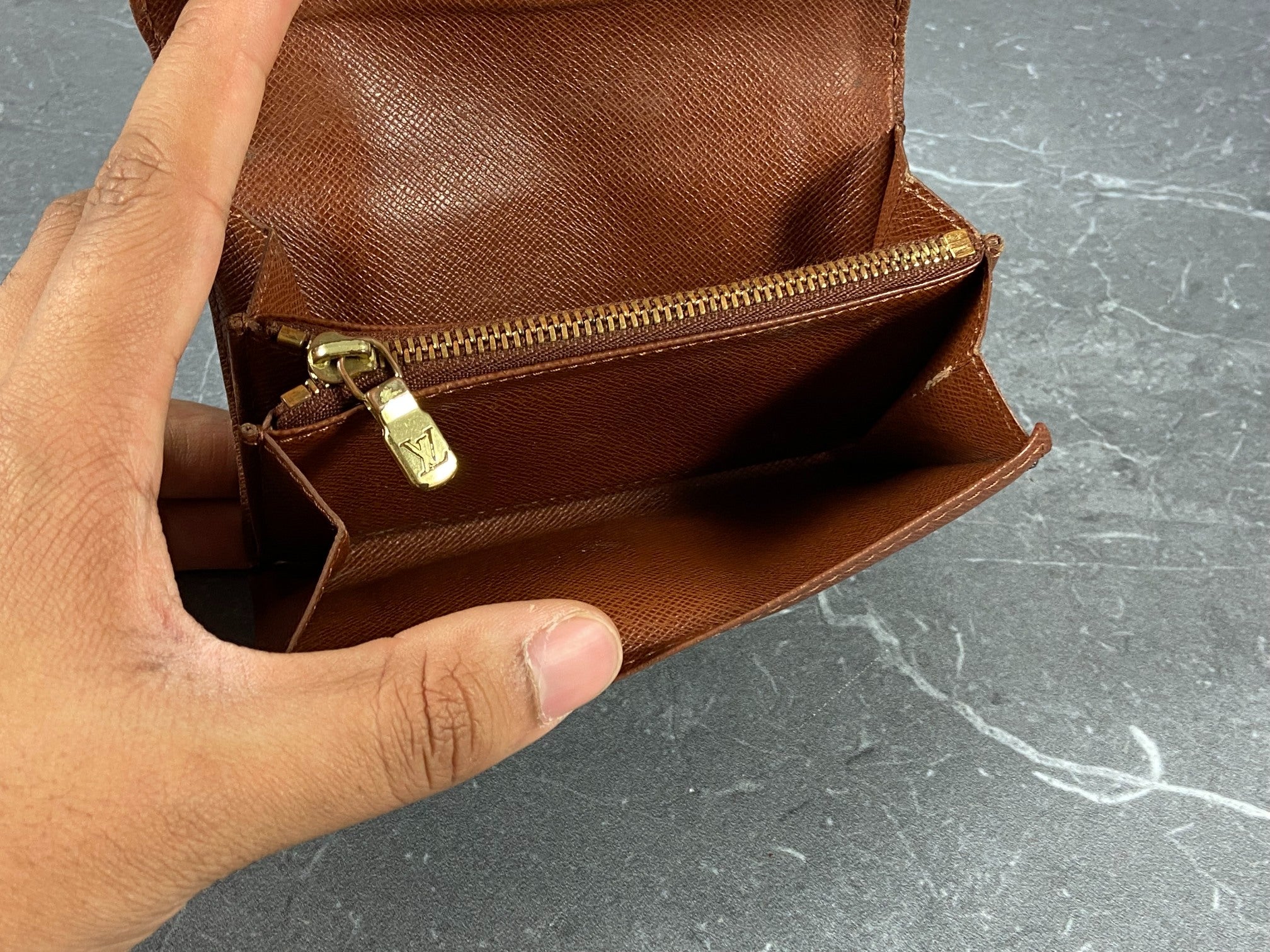 Louis Vuitton Petit Tresor Wallet Monogram Canvas
