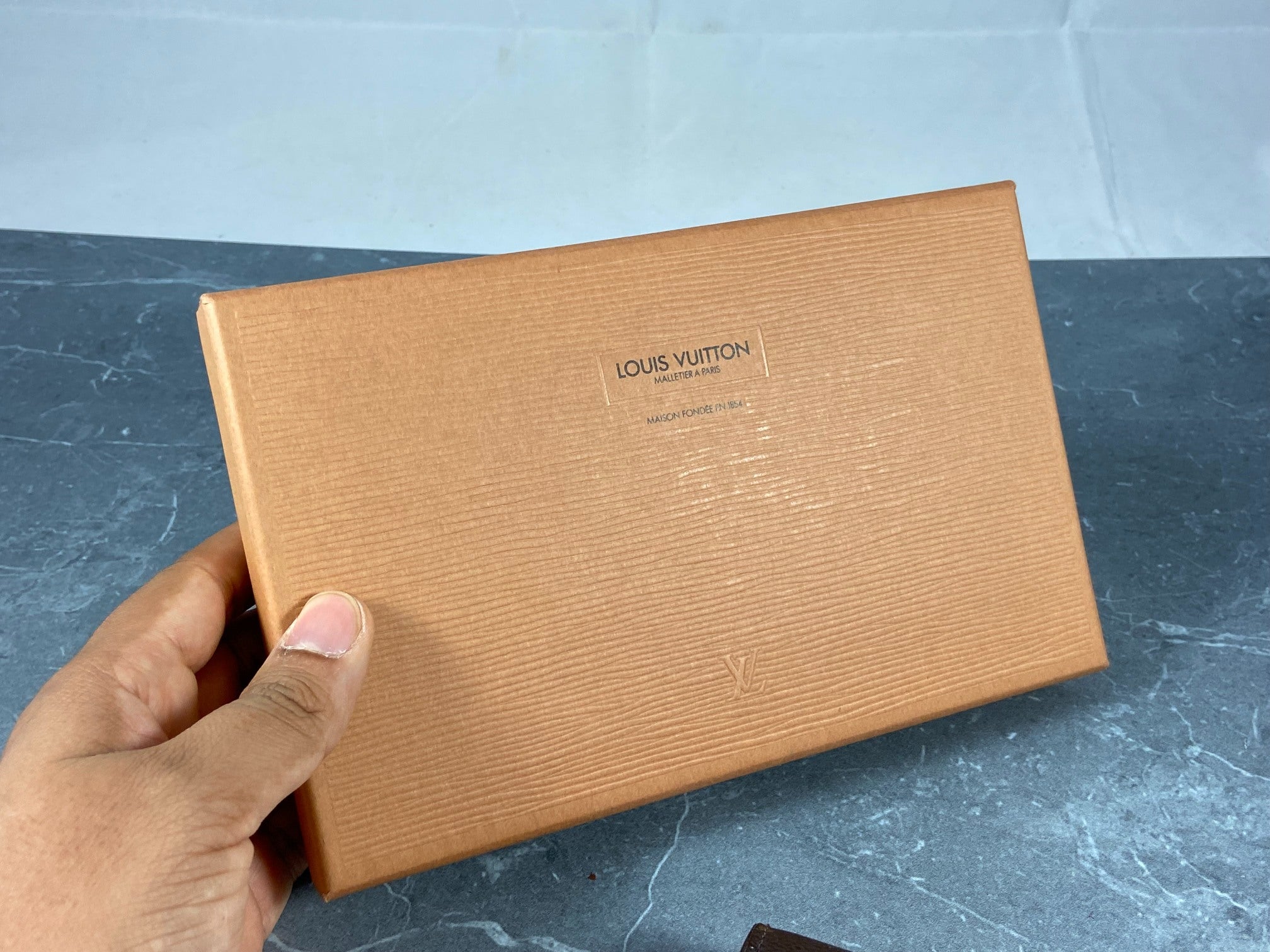 Louis Vuitton Sarah Wallet Monogram Canvas incl. Box