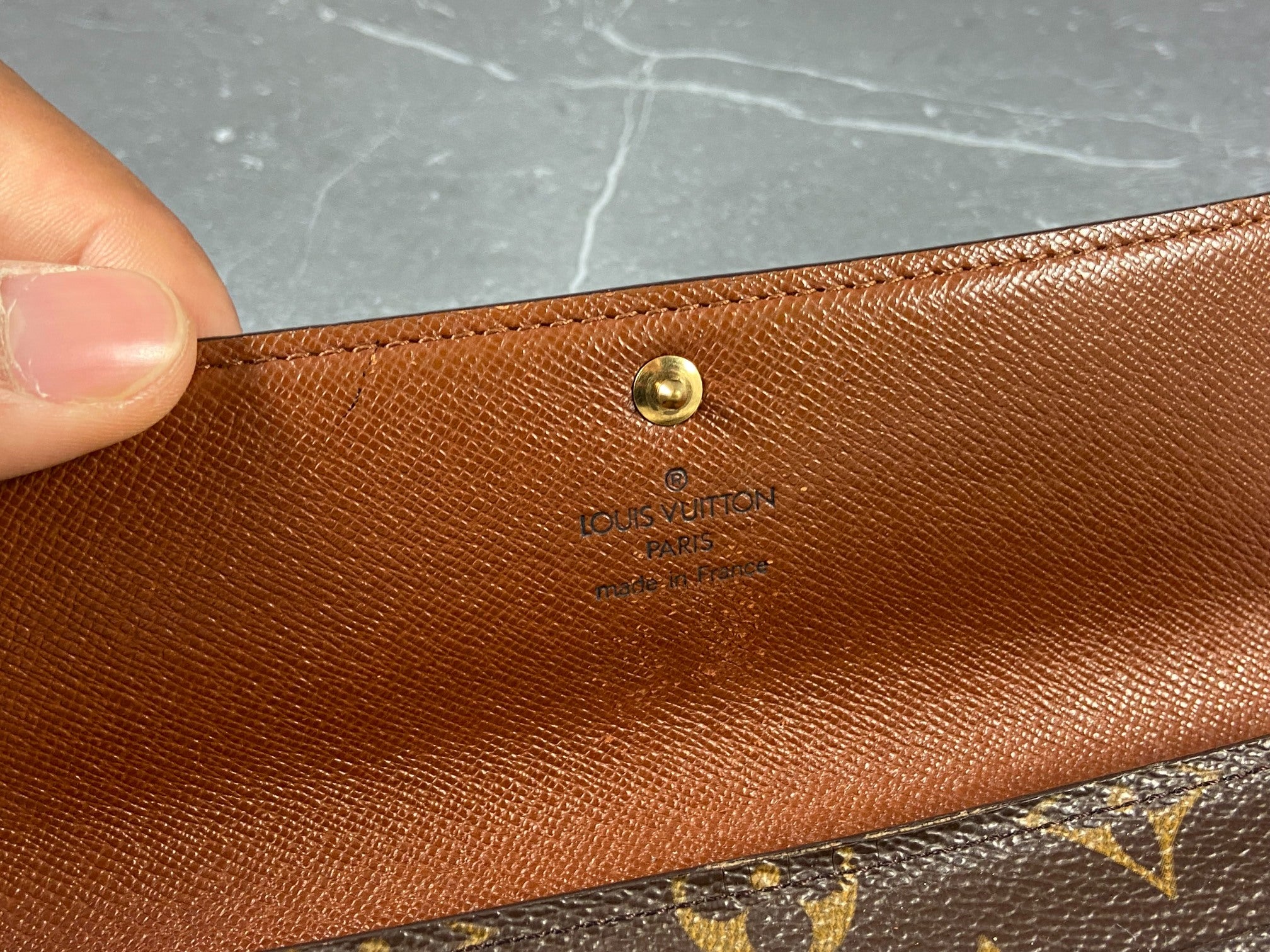 Louis Vuitton Sarah Wallet Monogram Canvas incl. Box