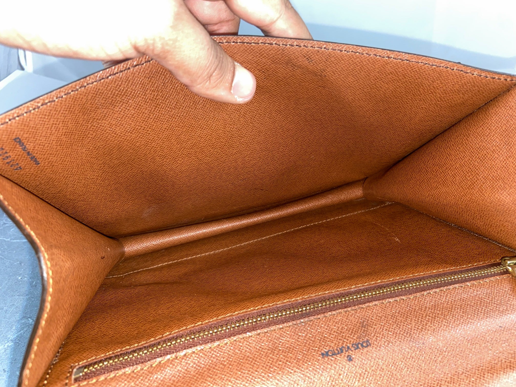 Louis Vuitton Monceau 26 Monogram Canvas