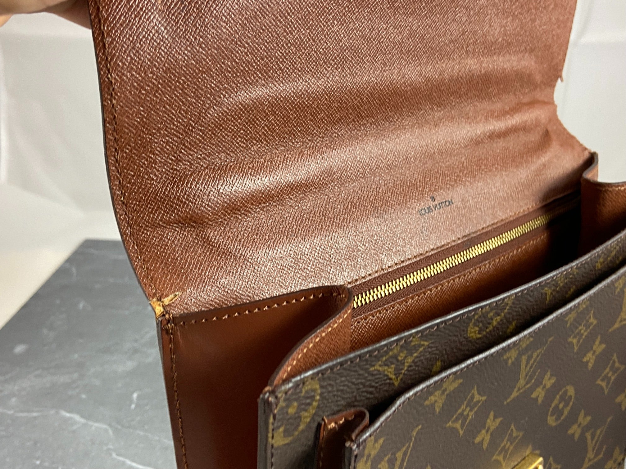 Louis Vuitton Monceau 26 Monogram Canvas