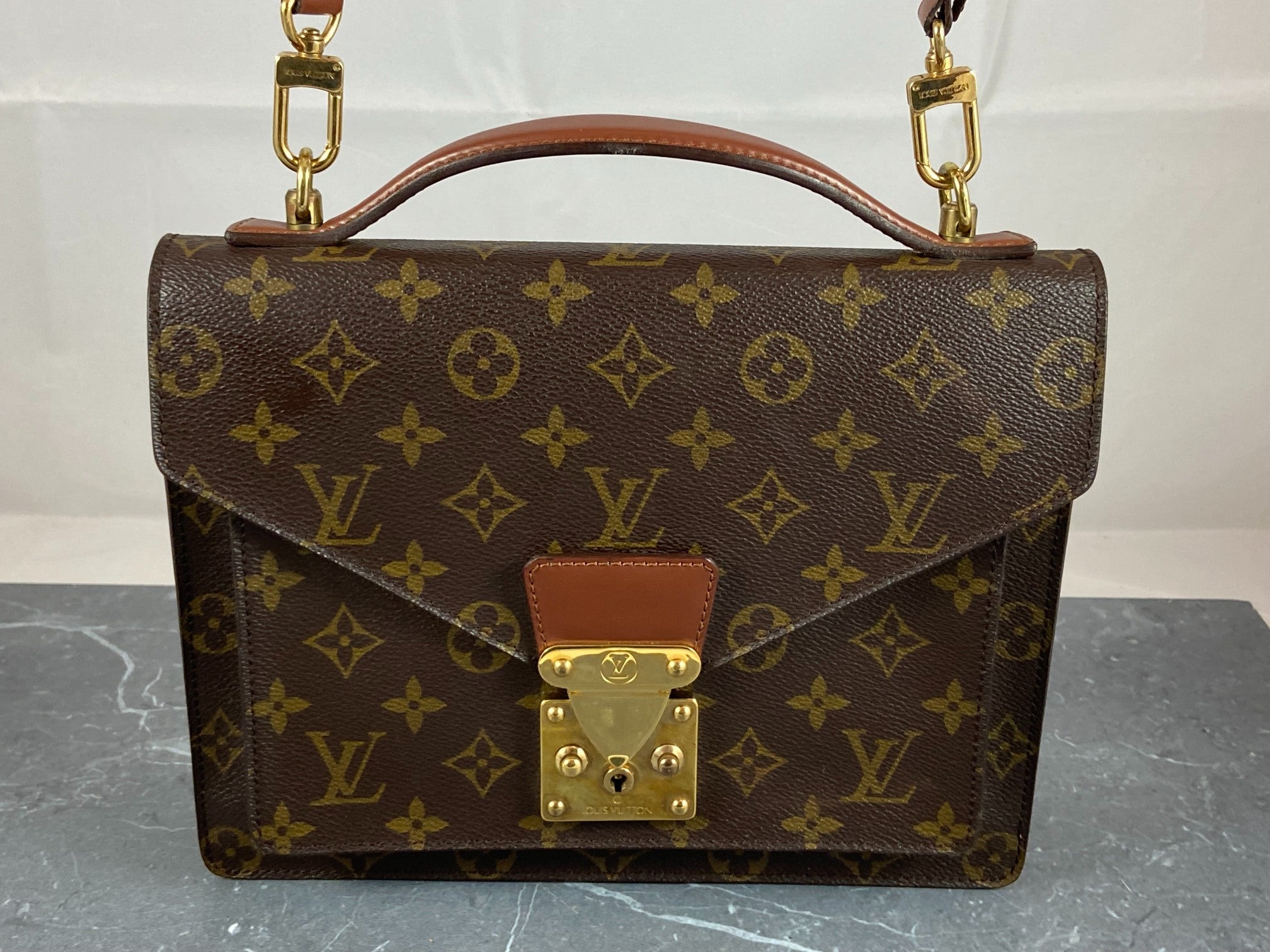 Louis Vuitton Monceau 26 Monogram Canvas