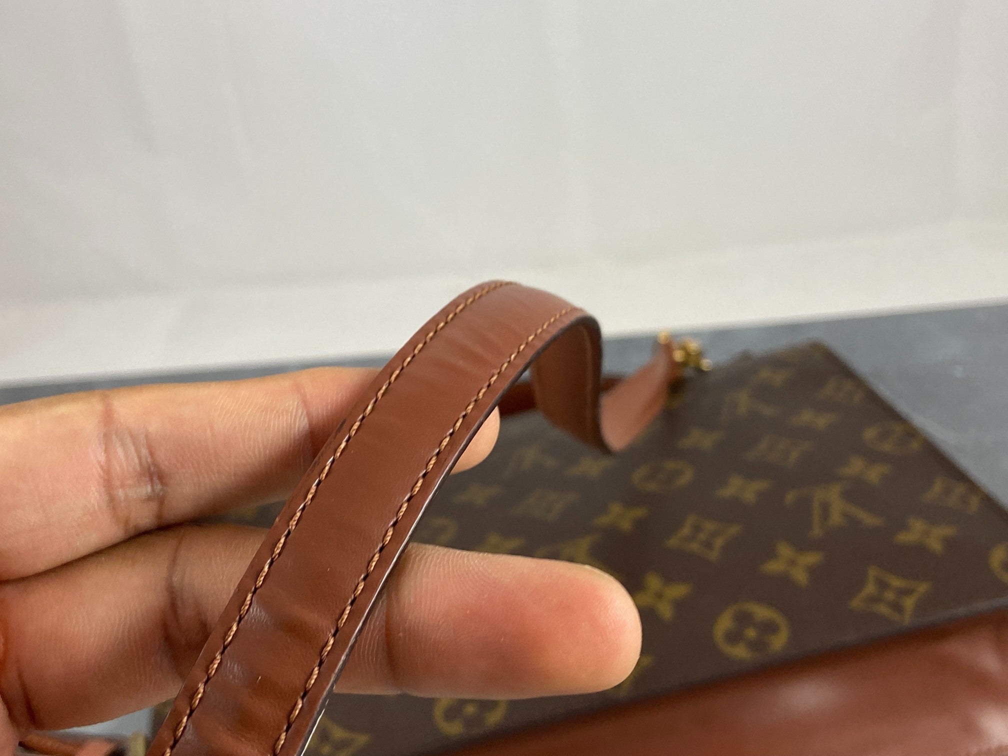 Louis Vuitton Monceau 26 Monogram Canvas