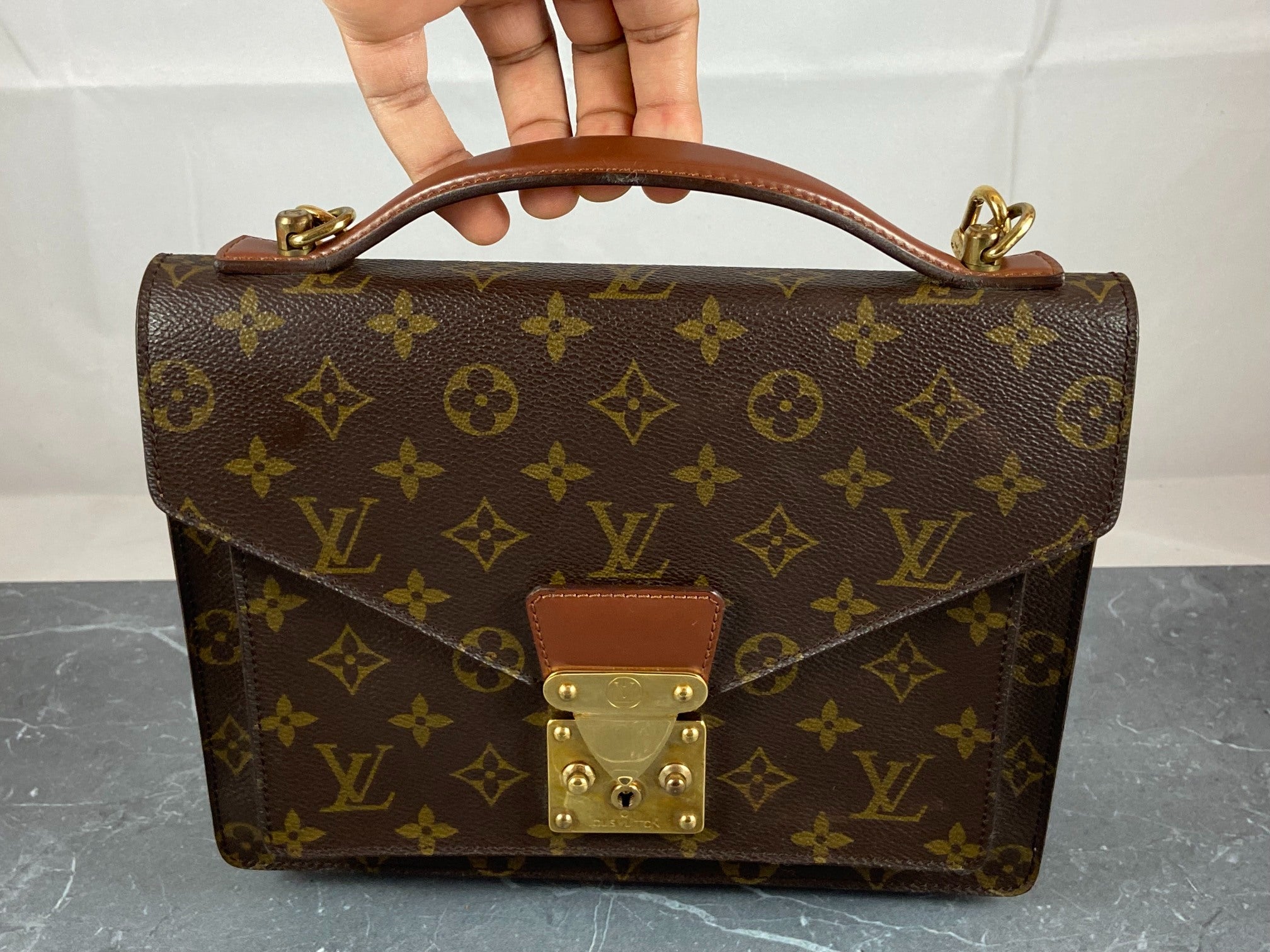 Louis Vuitton Monceau 26 Monogram Canvas
