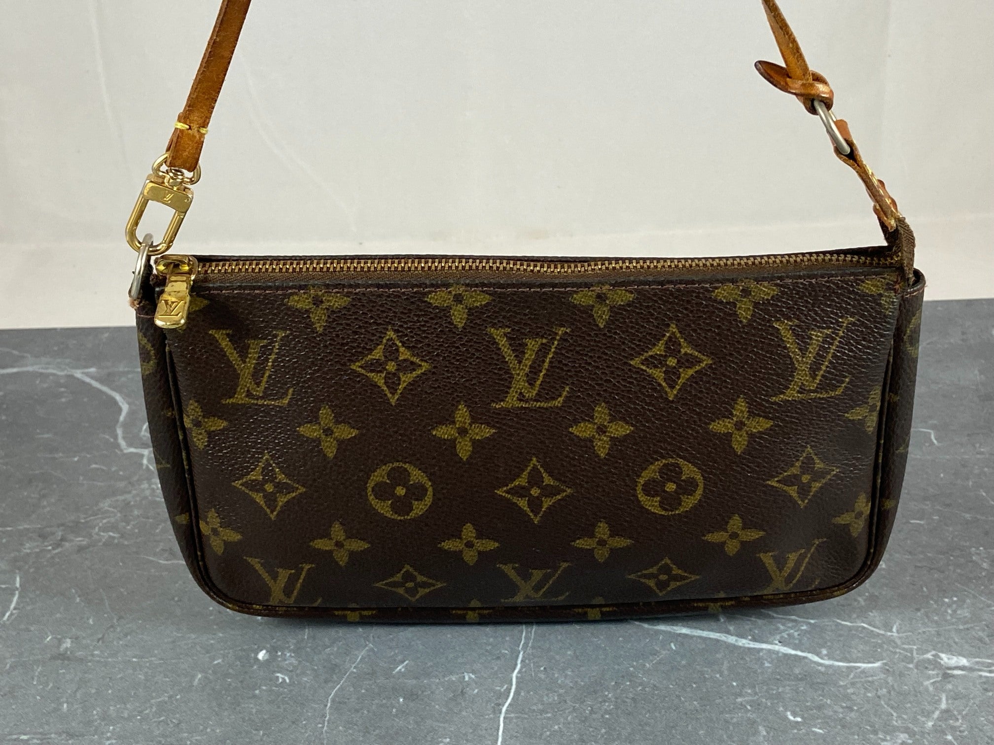 Louis Vuitton Pochette Accessoires Monogram Canvas