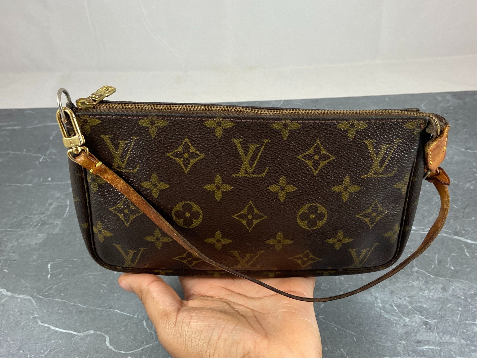Louis Vuitton Pochette Accessoires Monogram Canvas