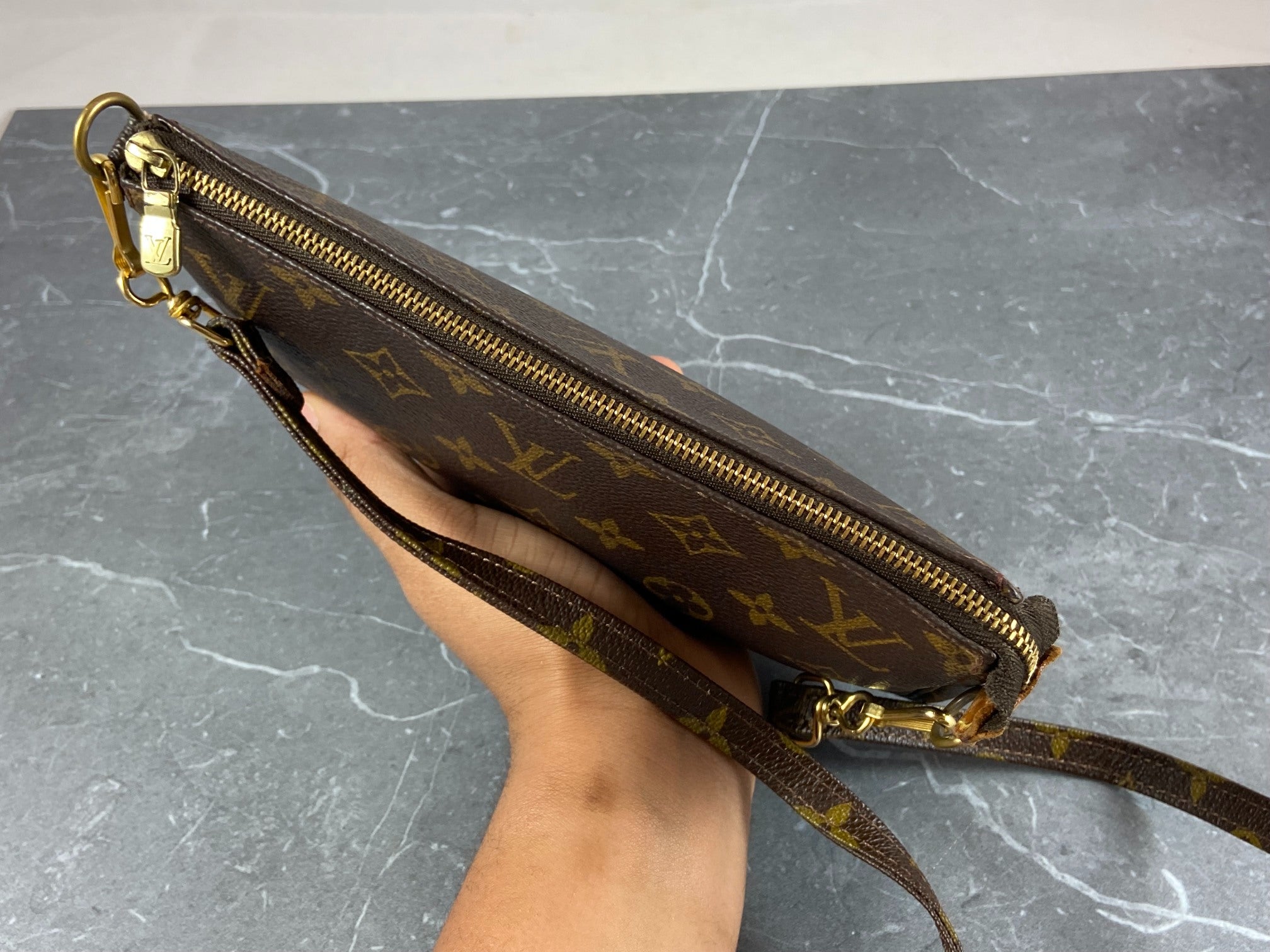 Louis Vuitton Pochette Accessoires Monogram Canvas