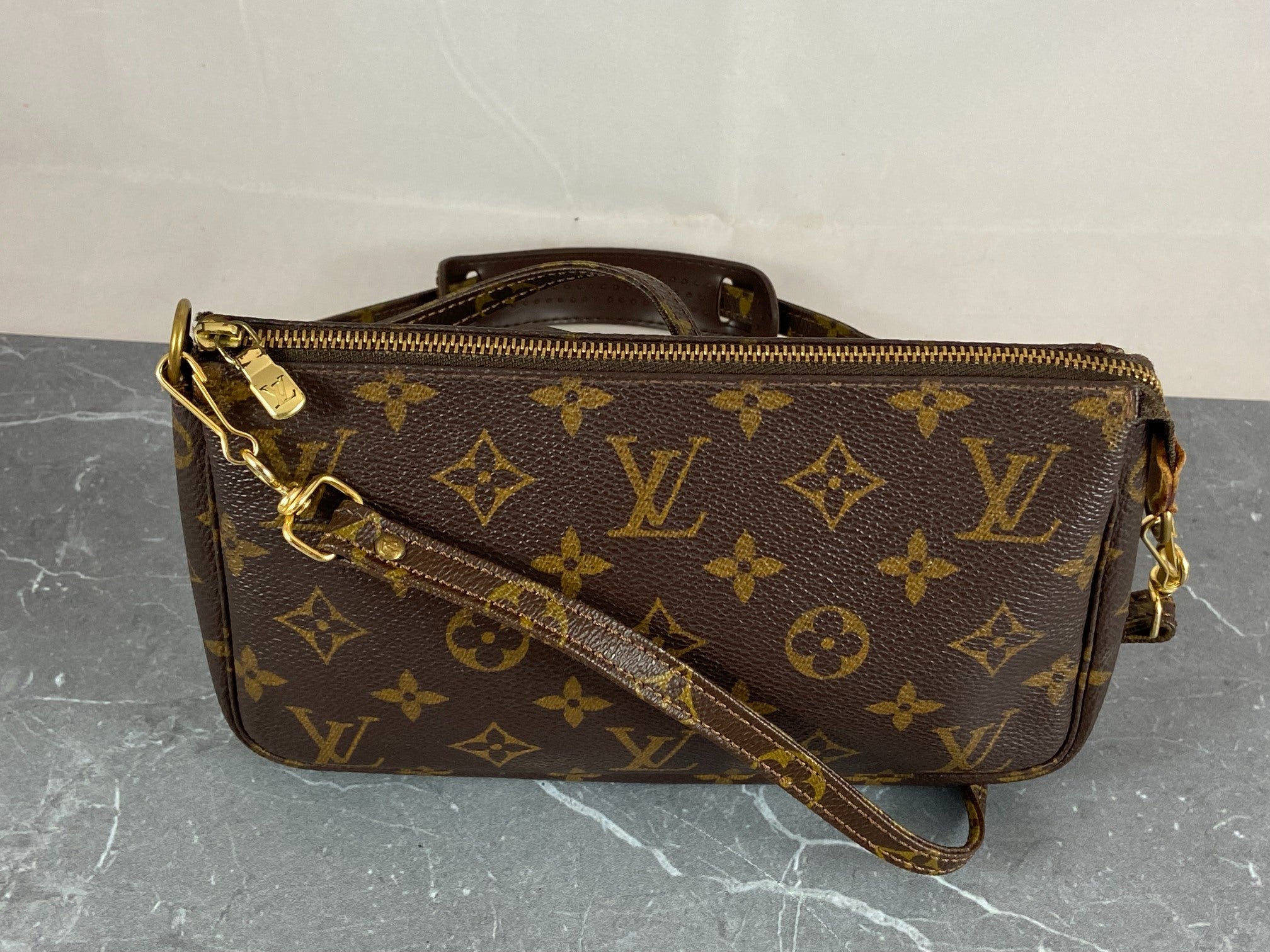 Louis Vuitton Pochette Accessoires Monogram Canvas