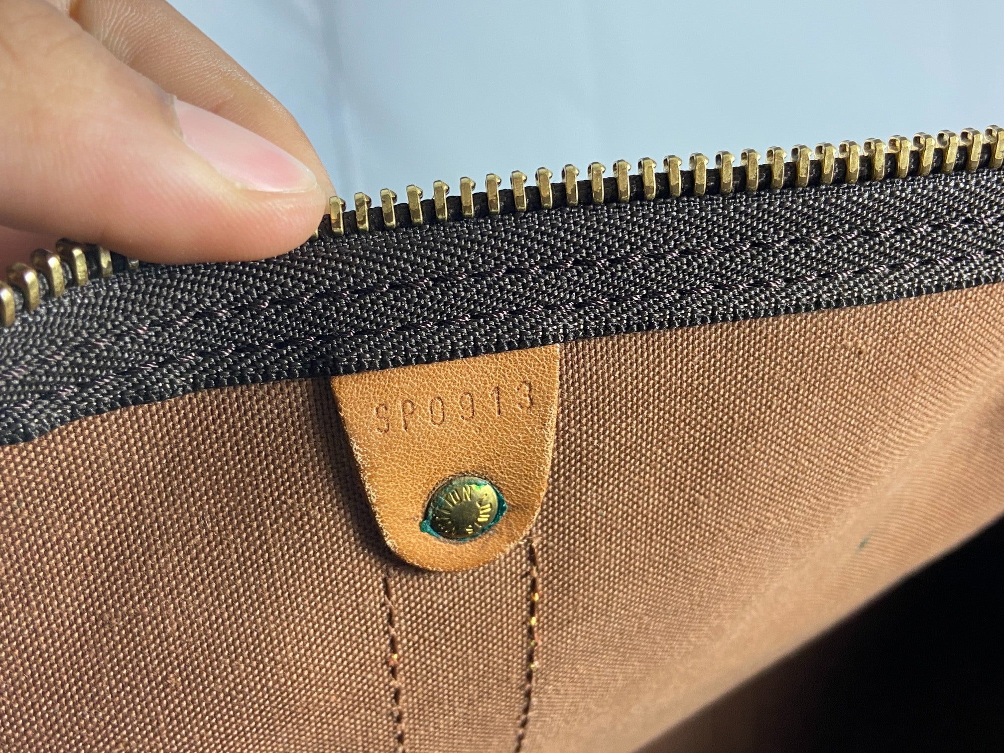 Louis Vuitton Keepall 50 Monogram Canvas