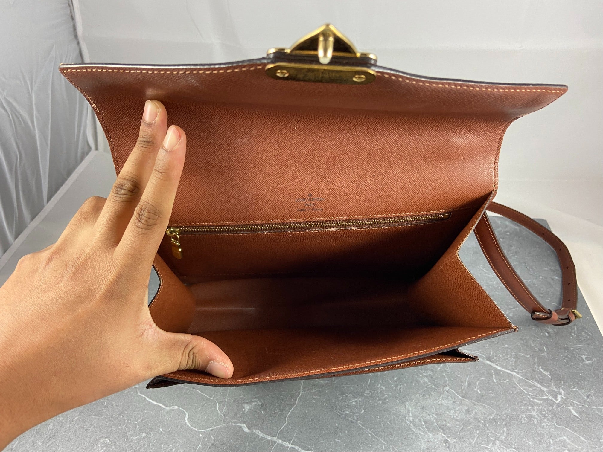 Louis Vuitton Monceau 28 Monogram Canvas