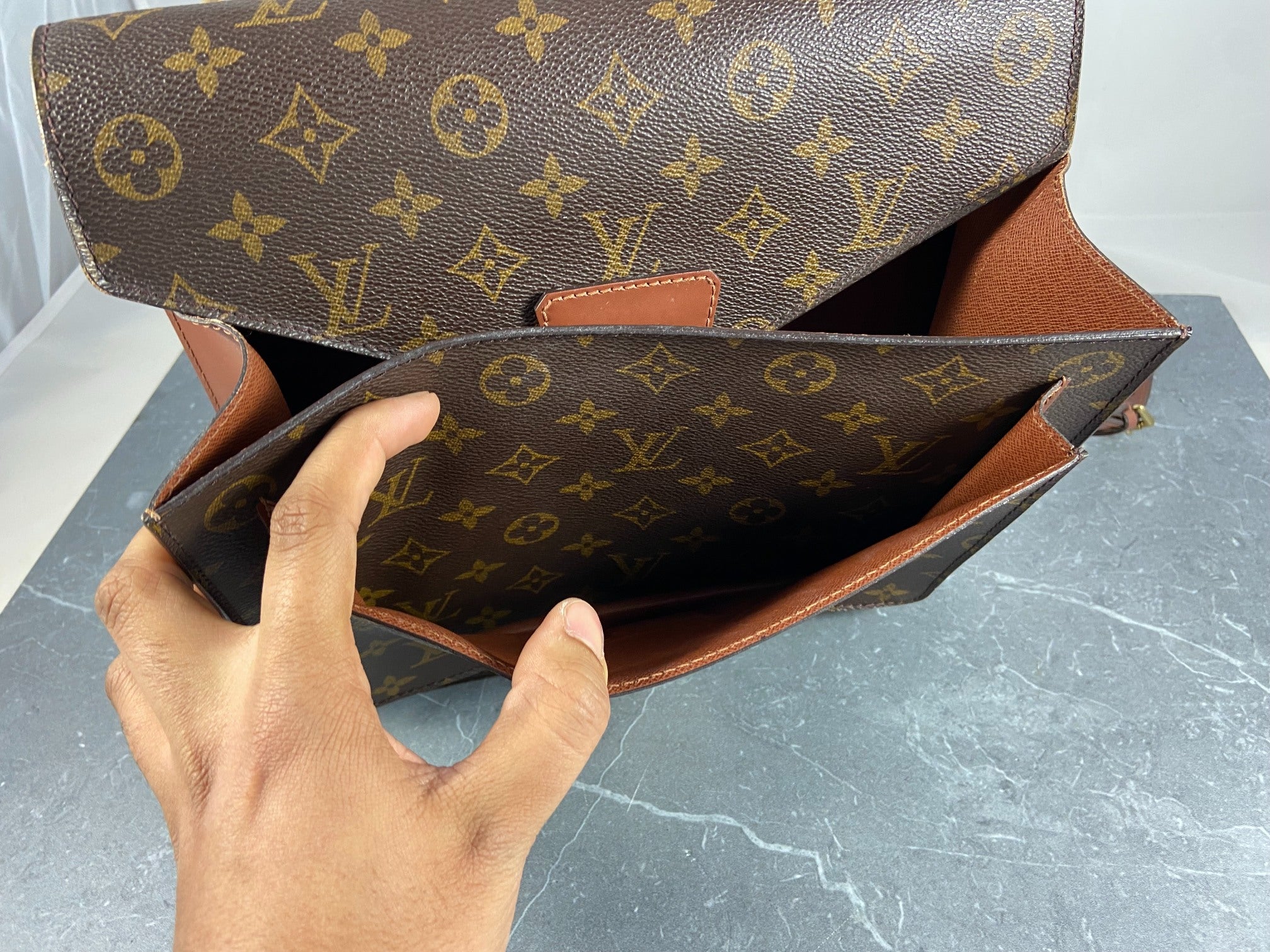 Louis Vuitton Monceau 28 Monogram Canvas