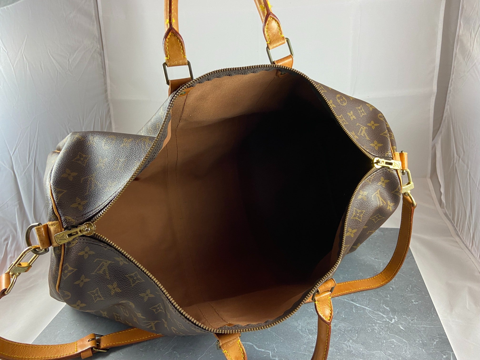 Louis Vuitton Keepall 55 Bandoulière Monogram Canvas