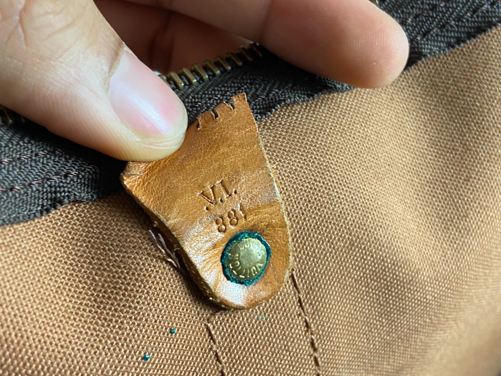 Louis Vuitton Keepall 55 Bandoulière Monogram Canvas