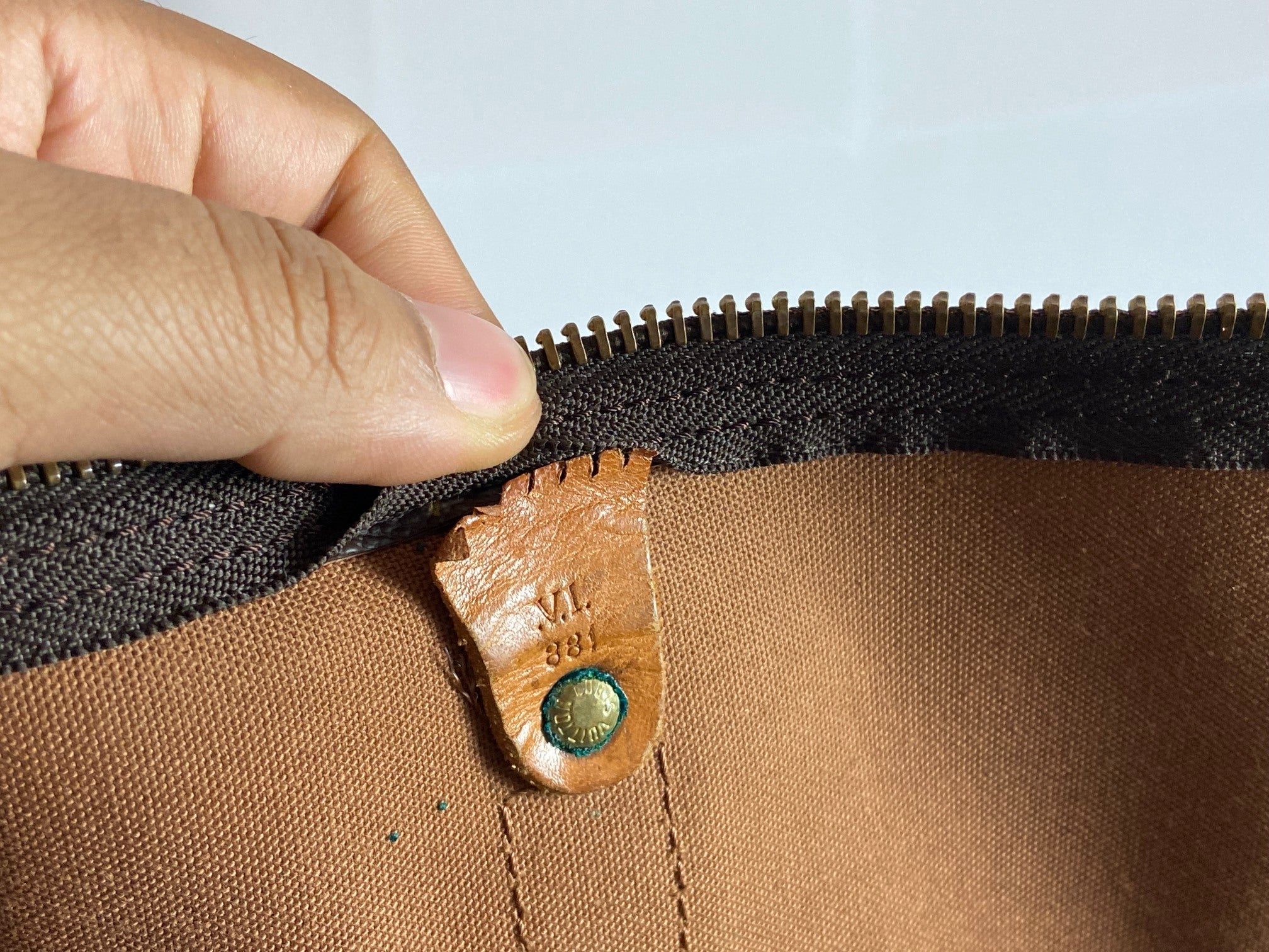 Louis Vuitton Keepall 55 Bandoulière Monogram Canvas