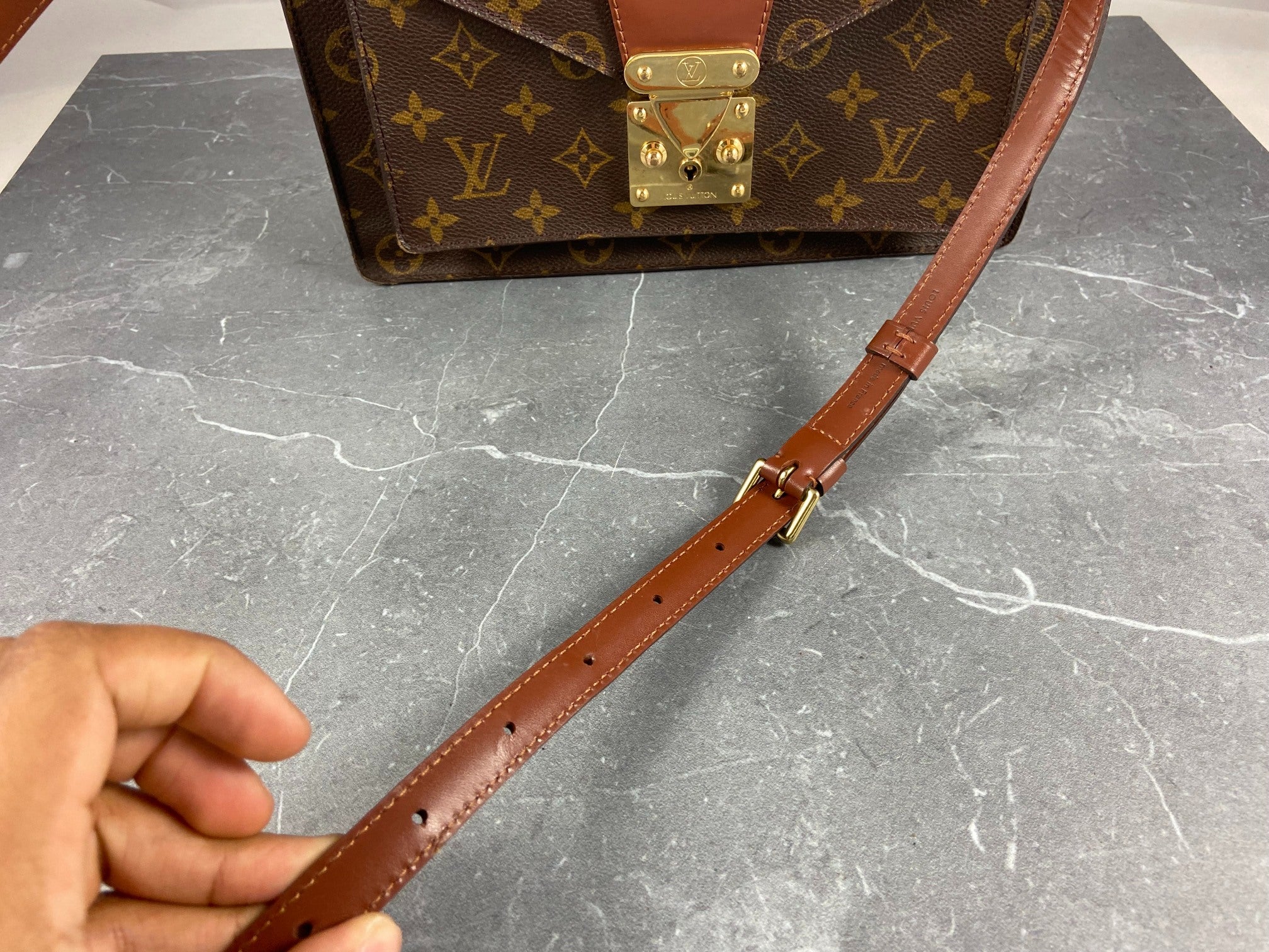 Louis Vuitton Monceau 28 Monogram Canvas