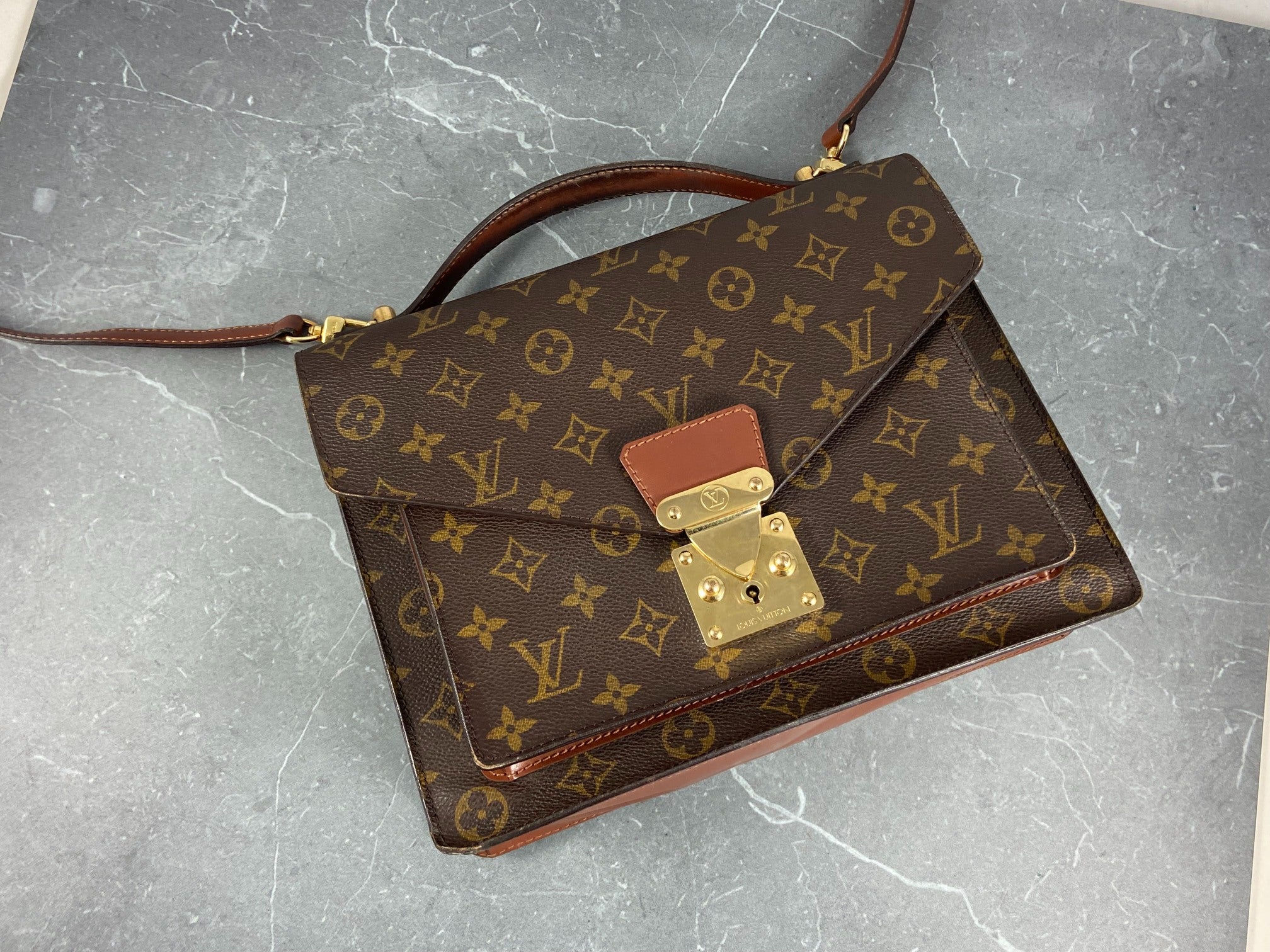 Louis Vuitton Monceau 28 Monogram Canvas