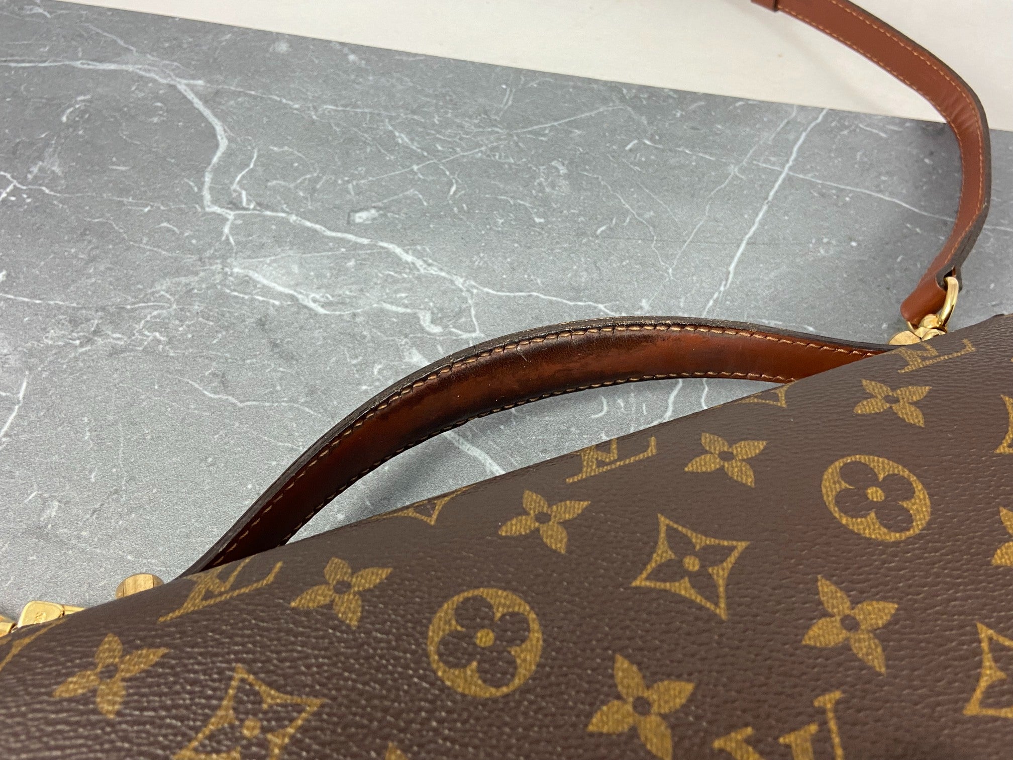 Louis Vuitton Monceau 28 Monogram Canvas