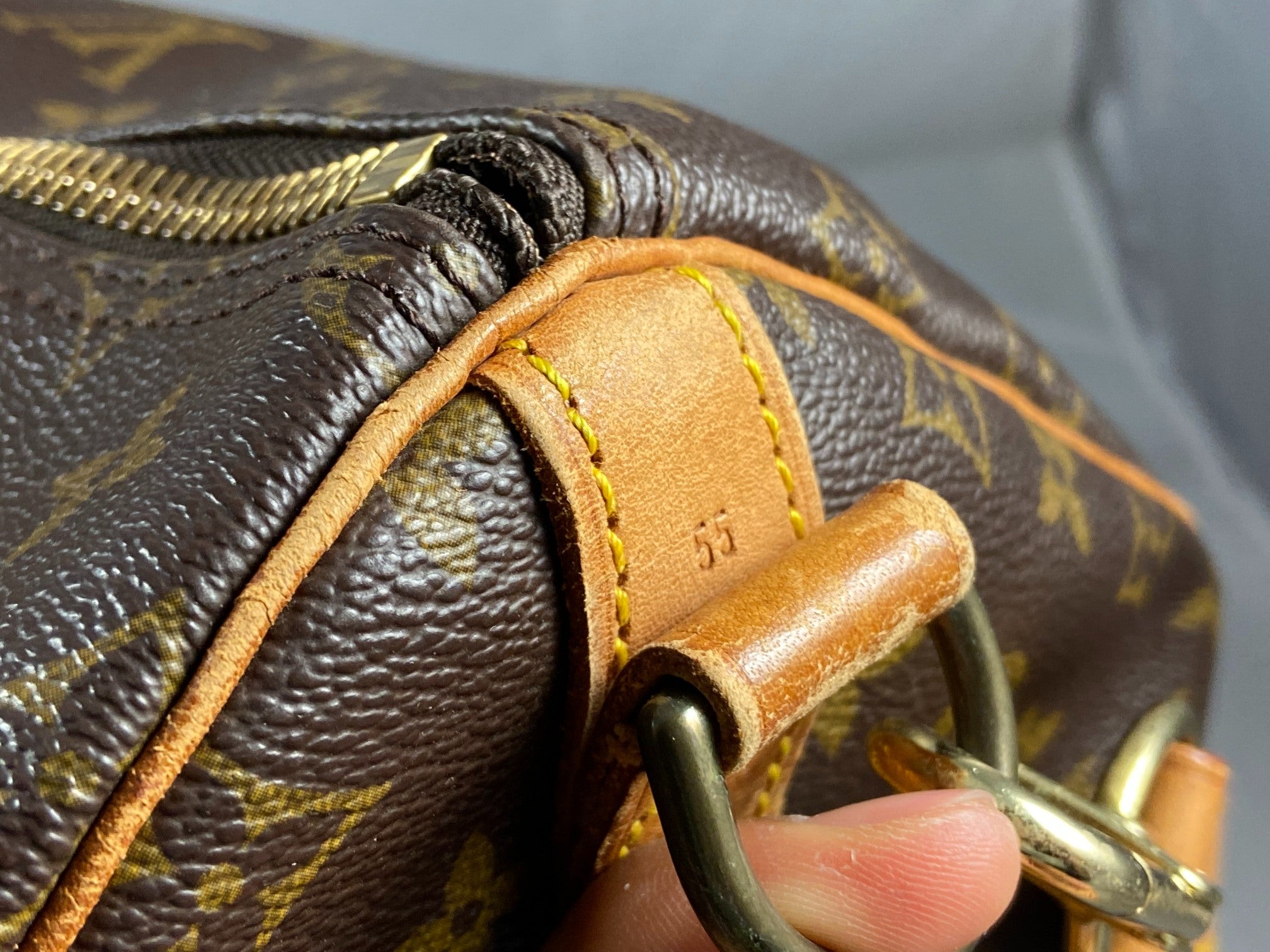 Louis Vuitton Keepall 55 Bandoulière Monogram Canvas