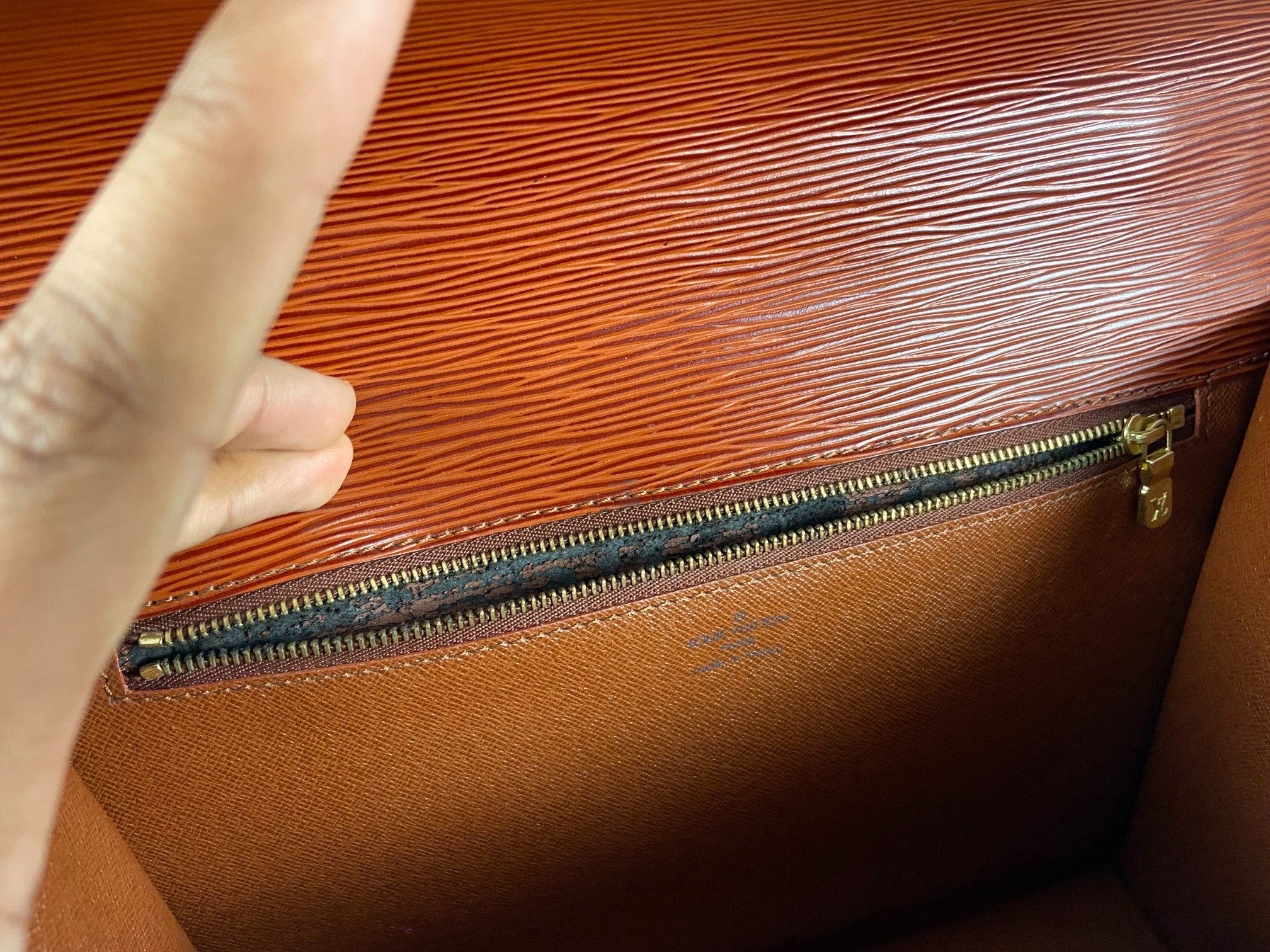 Louis Vuitton Monceau 28 Brown Epi Leather